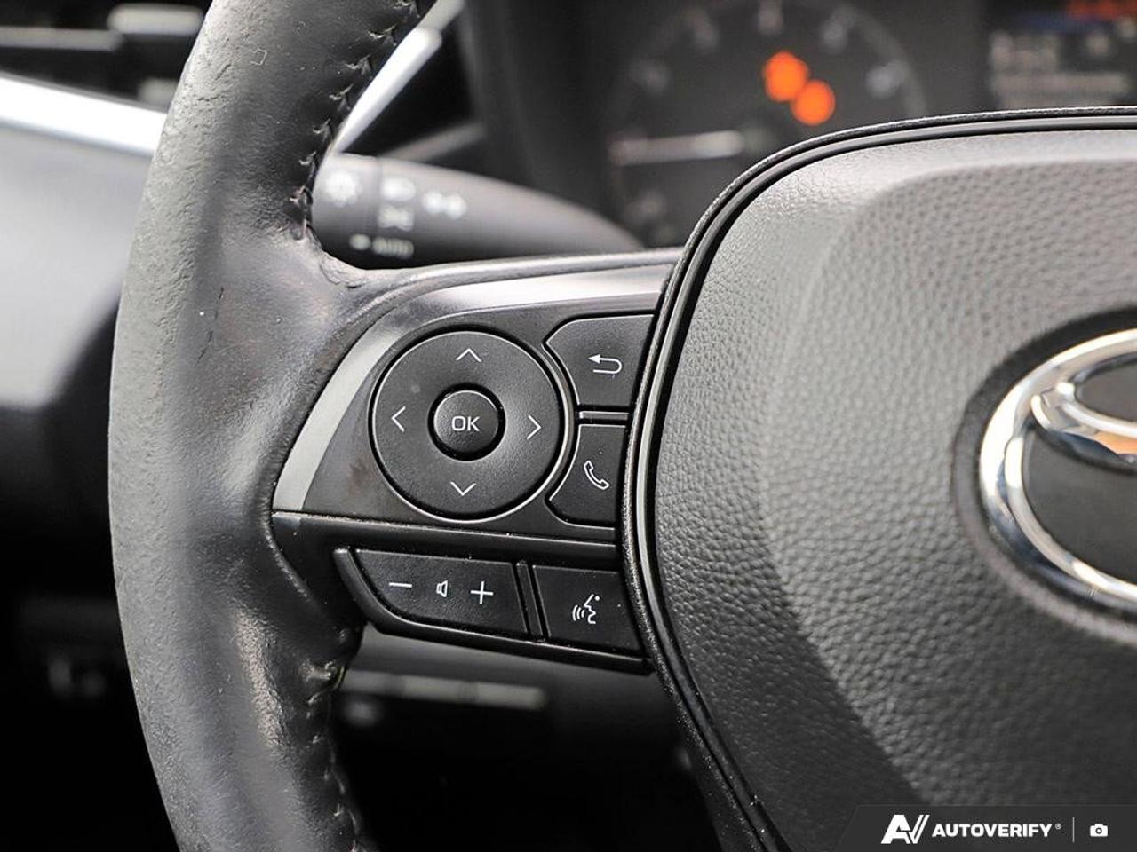 2023 Toyota Corolla Le CvtLE UPGRADE PACK, SUNROOF, ALLOY WHEELS, APPL Photo