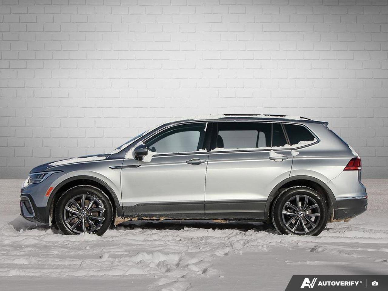 2022 Volkswagen Tiguan ComfortlineAWD, ACCIDENT-FREE, HTD SEATS, HTD WHEE Photo