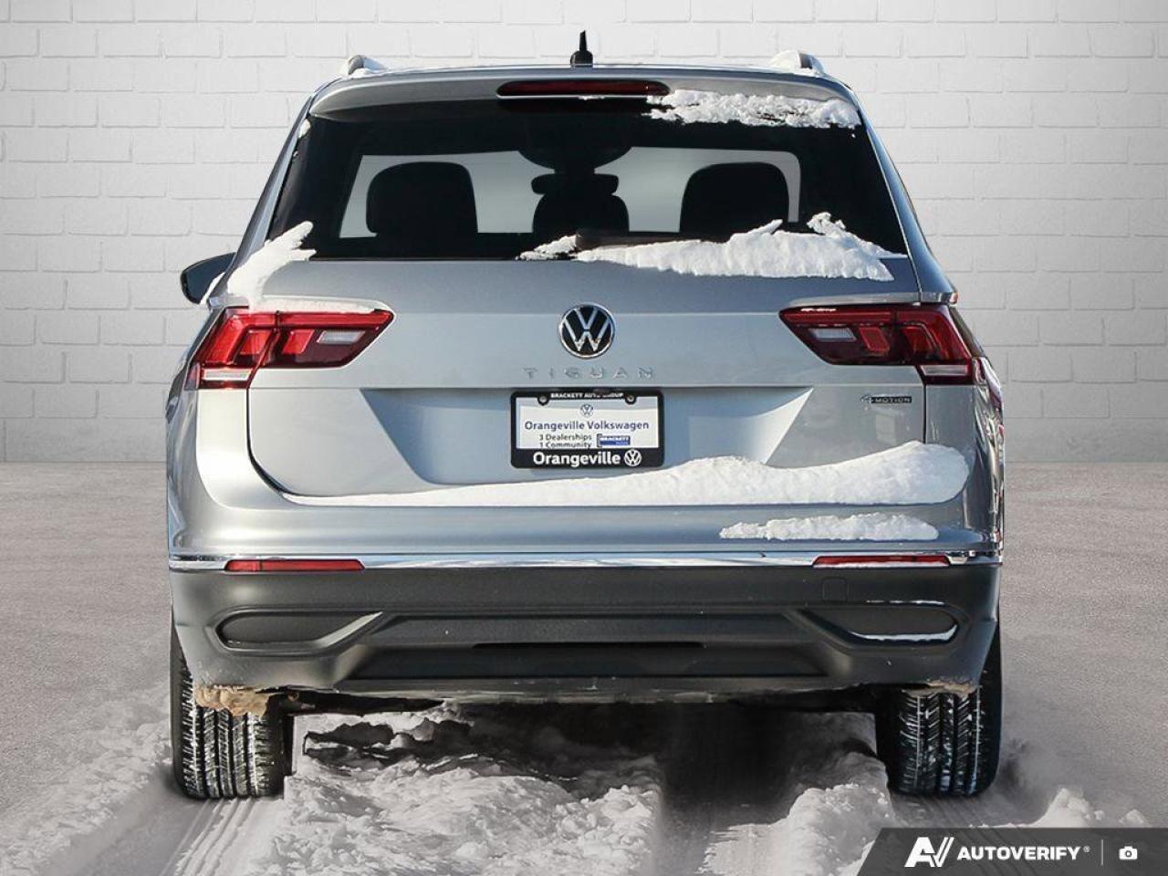 2022 Volkswagen Tiguan ComfortlineAWD, ACCIDENT-FREE, HTD SEATS, HTD WHEE Photo