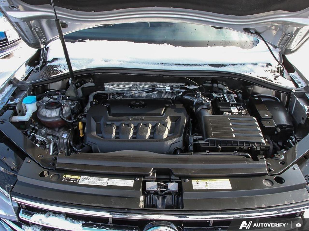 2022 Volkswagen Tiguan ComfortlineAWD, ACCIDENT-FREE, HTD SEATS, HTD WHEE Photo