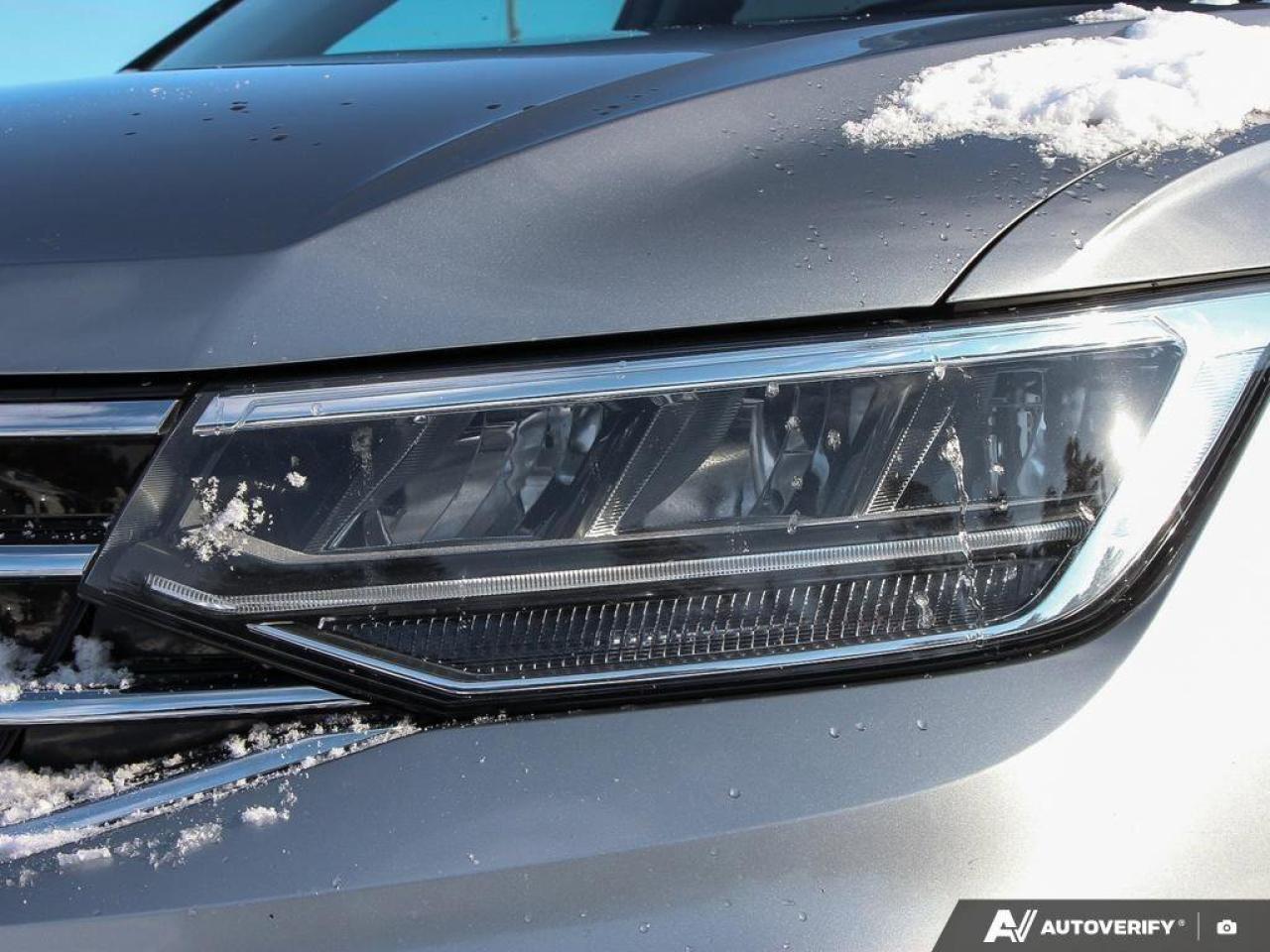 2022 Volkswagen Tiguan ComfortlineAWD, ACCIDENT-FREE, HTD SEATS, HTD WHEE Photo