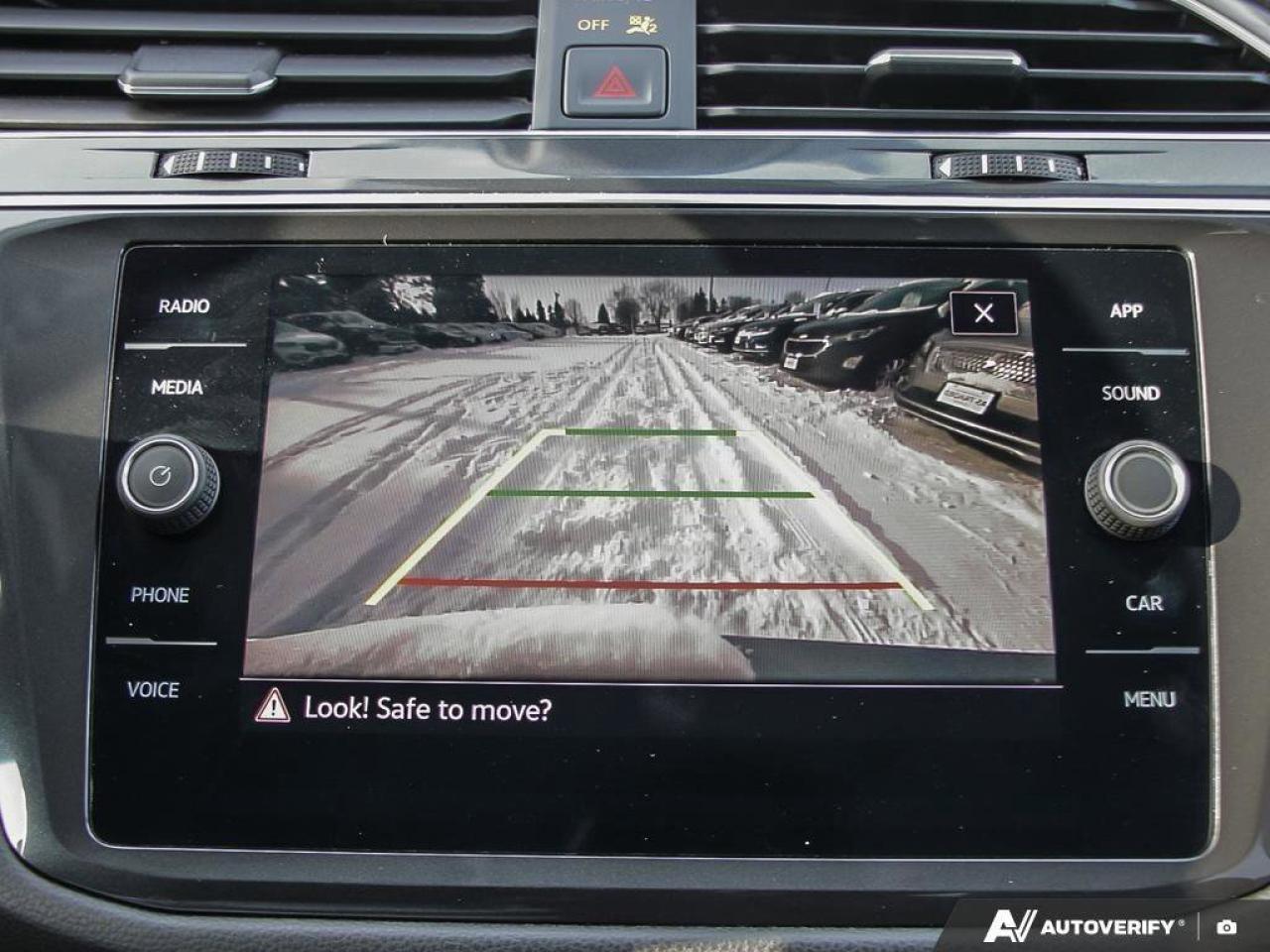 2022 Volkswagen Tiguan ComfortlineAWD, ACCIDENT-FREE, HTD SEATS, HTD WHEE Photo