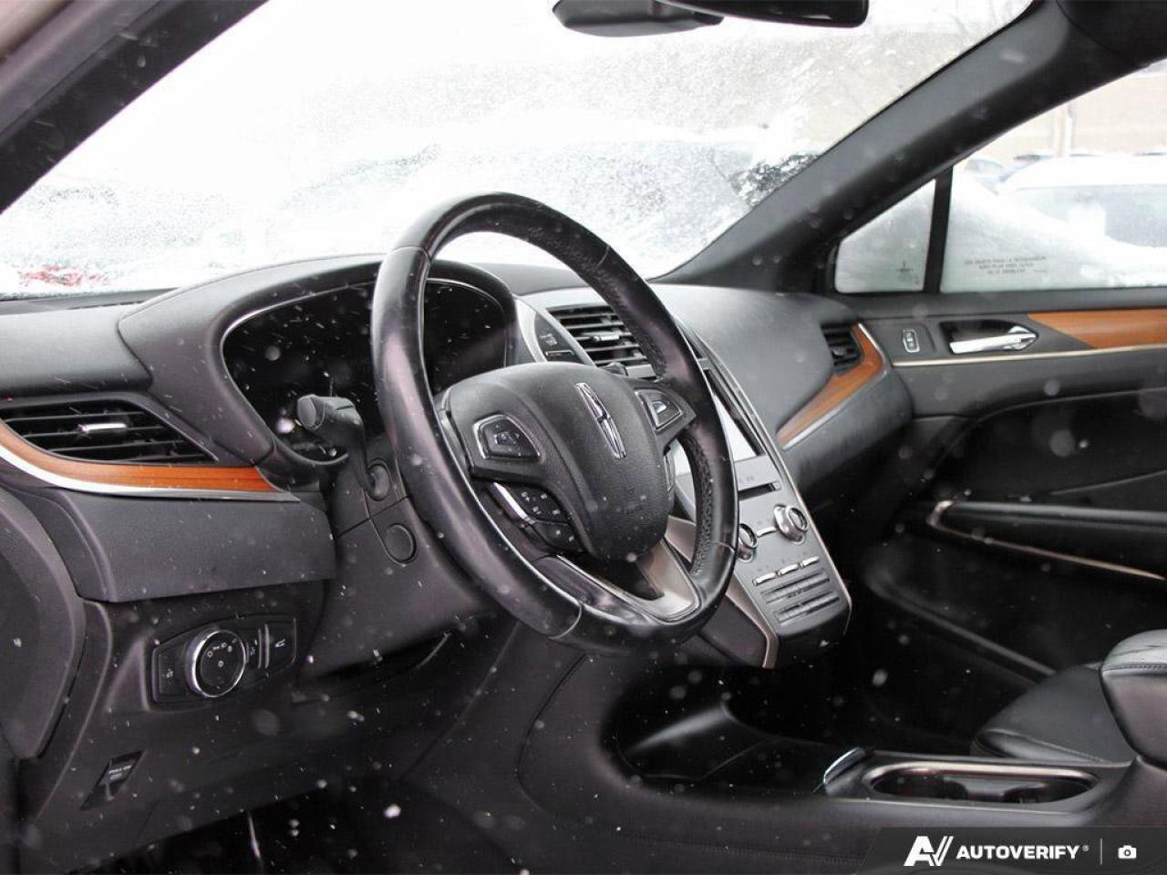 2019 Lincoln MKC ReserveCERTIFIED AS-TRADED, AWD, ACCIDENT-FREE, SU Photo