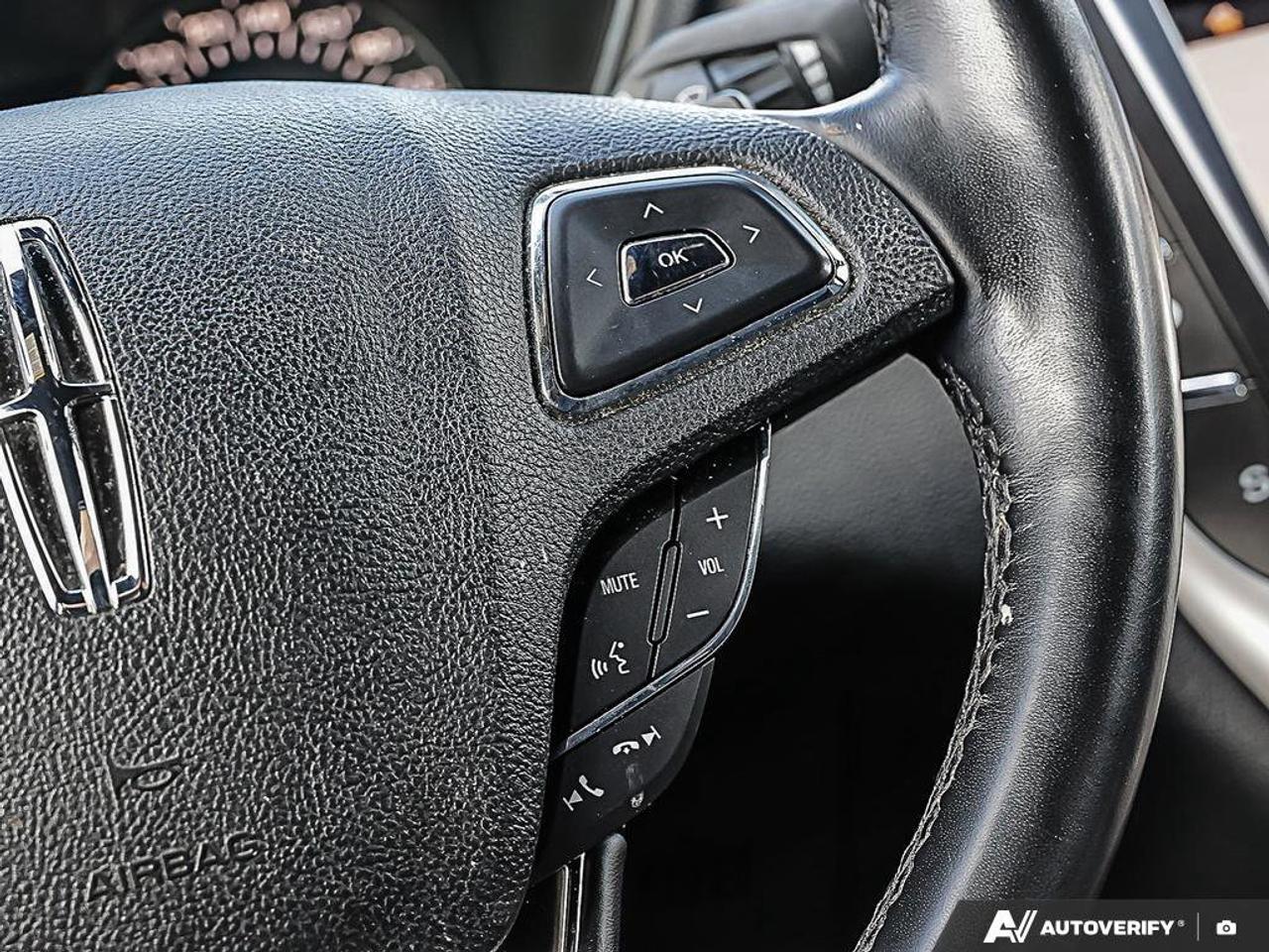 2019 Lincoln MKC ReserveCERTIFIED AS-TRADED, AWD, ACCIDENT-FREE, SU Photo