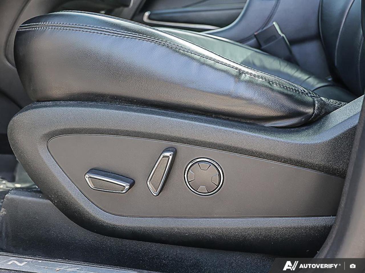 2019 Lincoln MKC ReserveCERTIFIED AS-TRADED, AWD, ACCIDENT-FREE, SU Photo