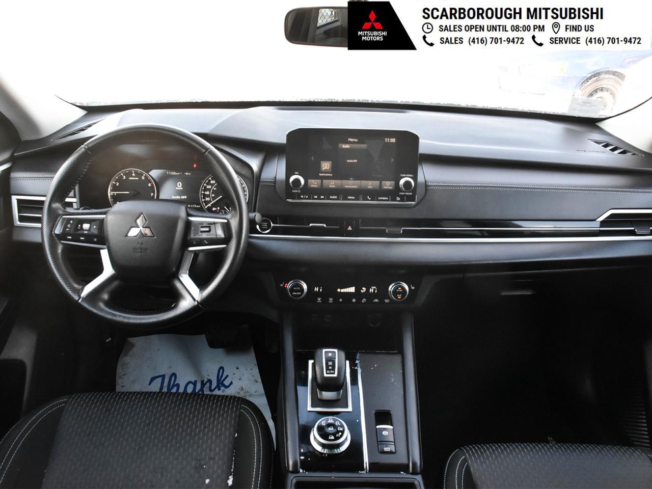 2024 Mitsubishi Outlander Off lease 4 new tires and 4 new brake and rotors Photo