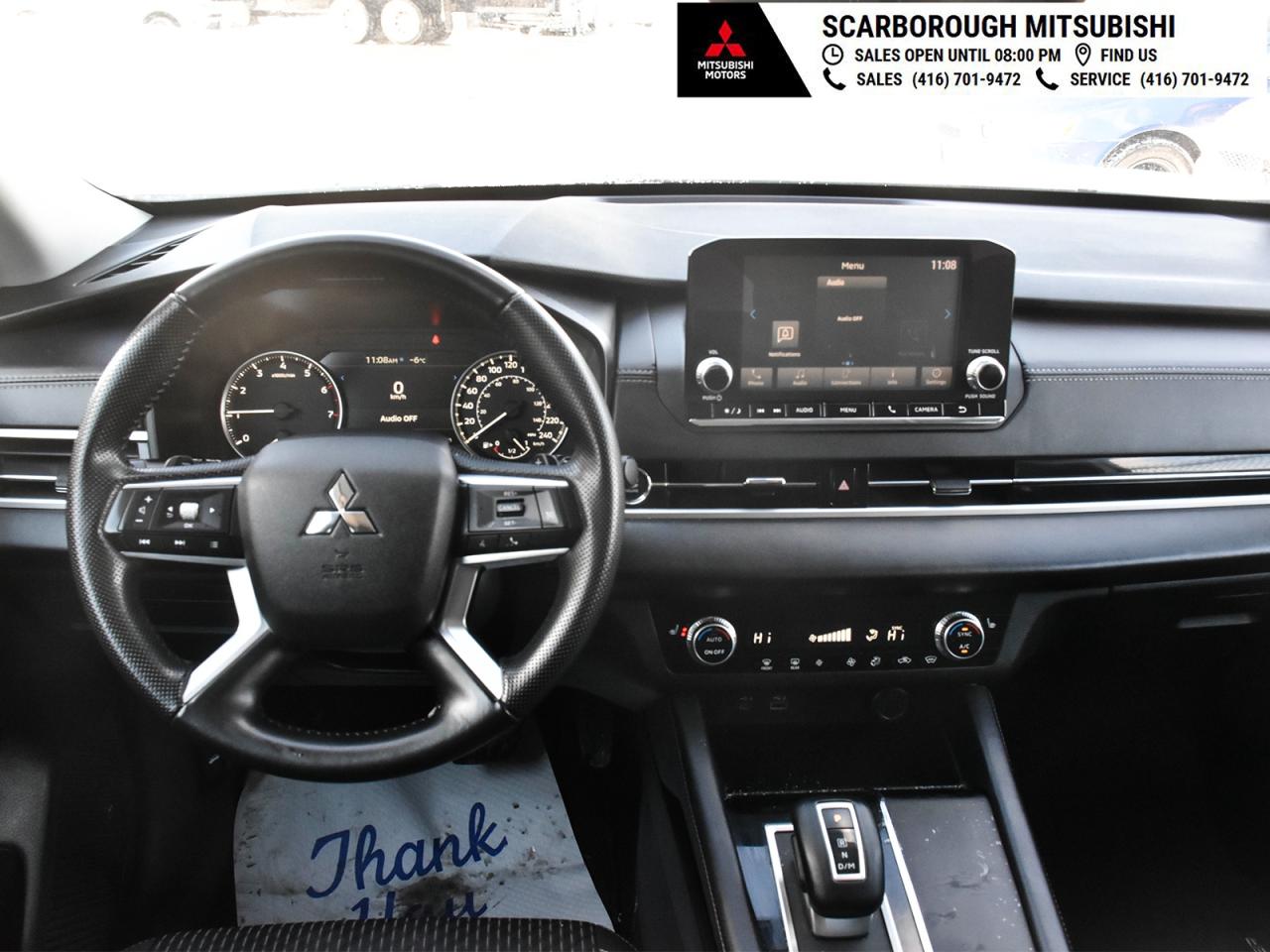 2024 Mitsubishi Outlander Off lease 4 new tires and 4 new brake and rotors Photo