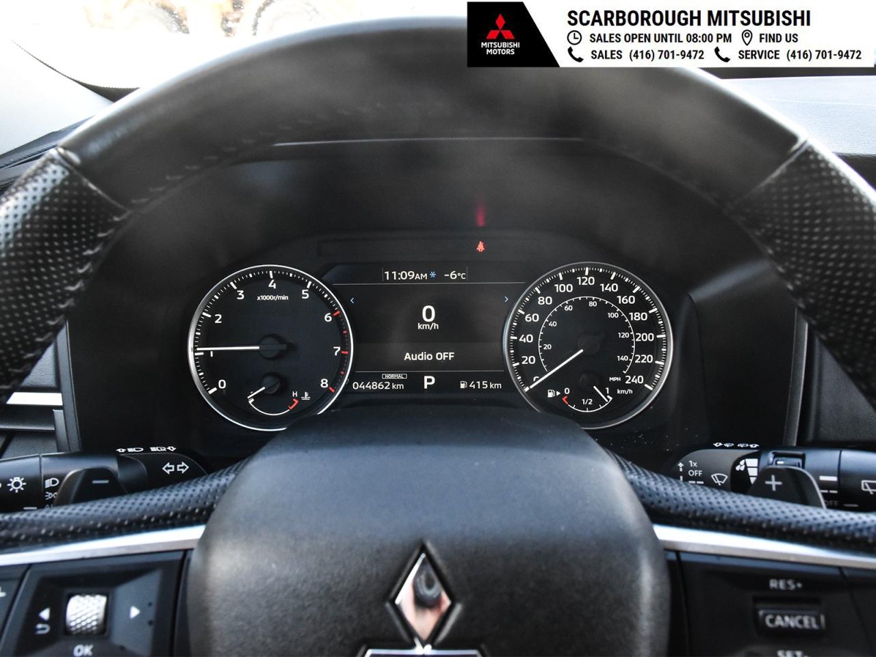 2024 Mitsubishi Outlander Off lease 4 new tires and 4 new brake and rotors Photo