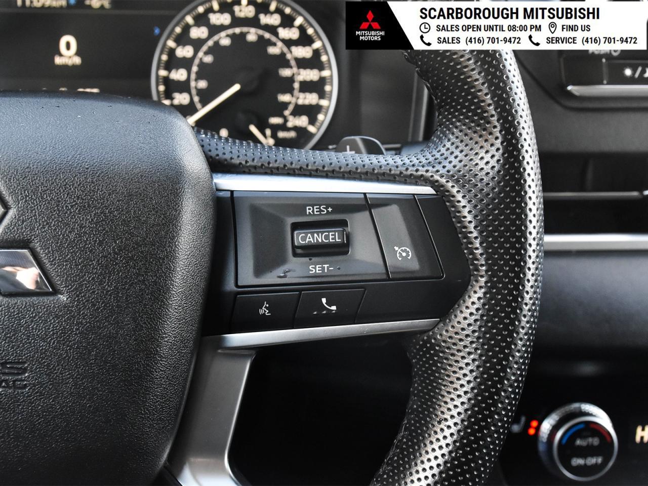 2024 Mitsubishi Outlander Off lease 4 new tires and 4 new brake and rotors Photo