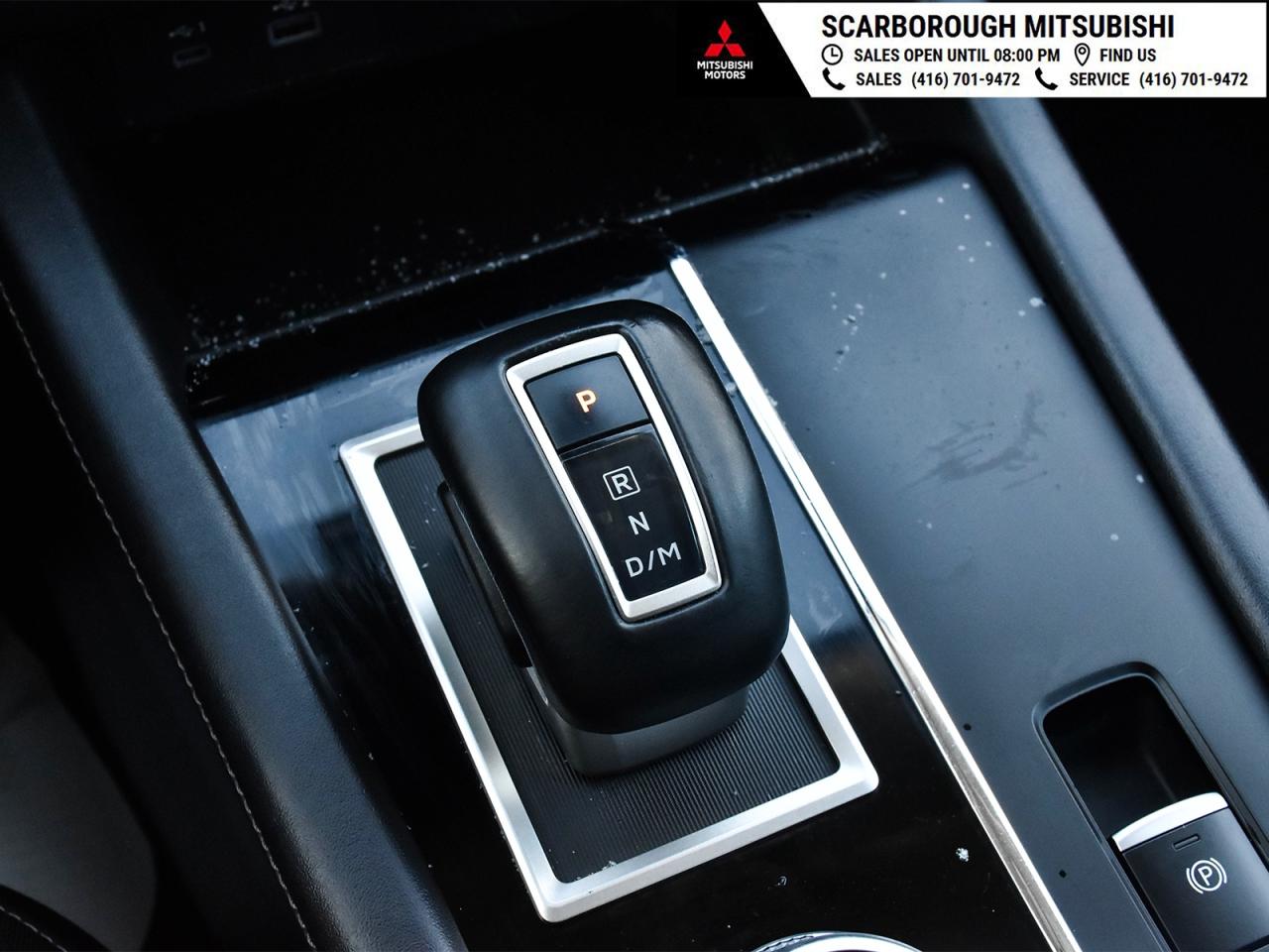 2024 Mitsubishi Outlander Off lease 4 new tires and 4 new brake and rotors Photo