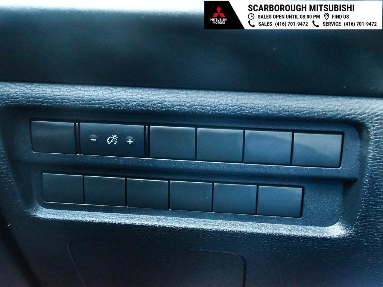 2024 Mitsubishi Outlander Off lease 4 new tires and 4 new brake and rotors Photo