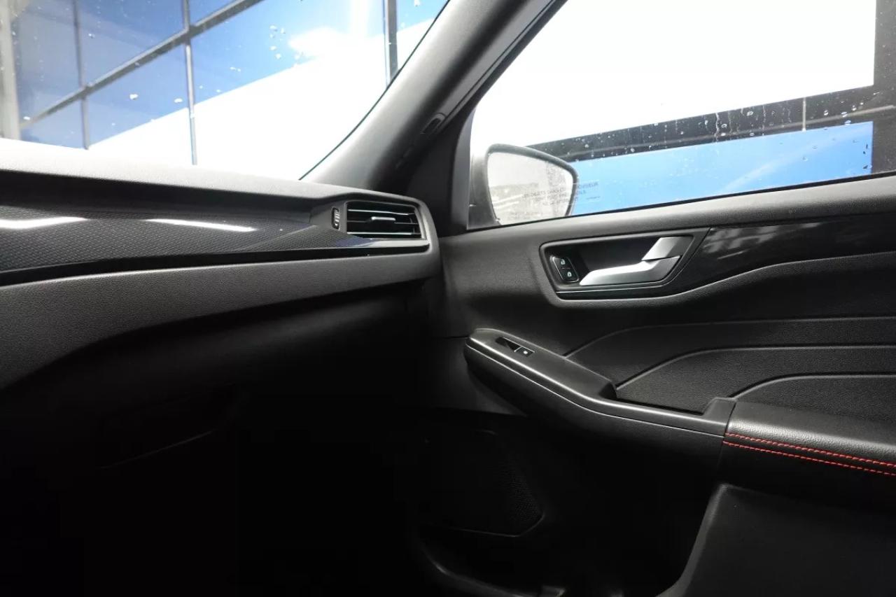 2023 Ford Escape AWD   ST-LINE  2.5L HYBRID   HEATED SEATS   SPORTS Photo