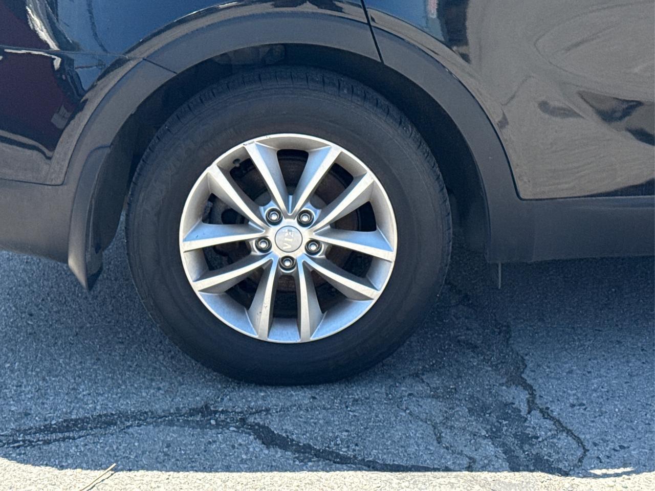 2016 Kia Sorento CERTIFIED AWD 7 PASS REAR CAM  WE FINANCE ALL Photo
