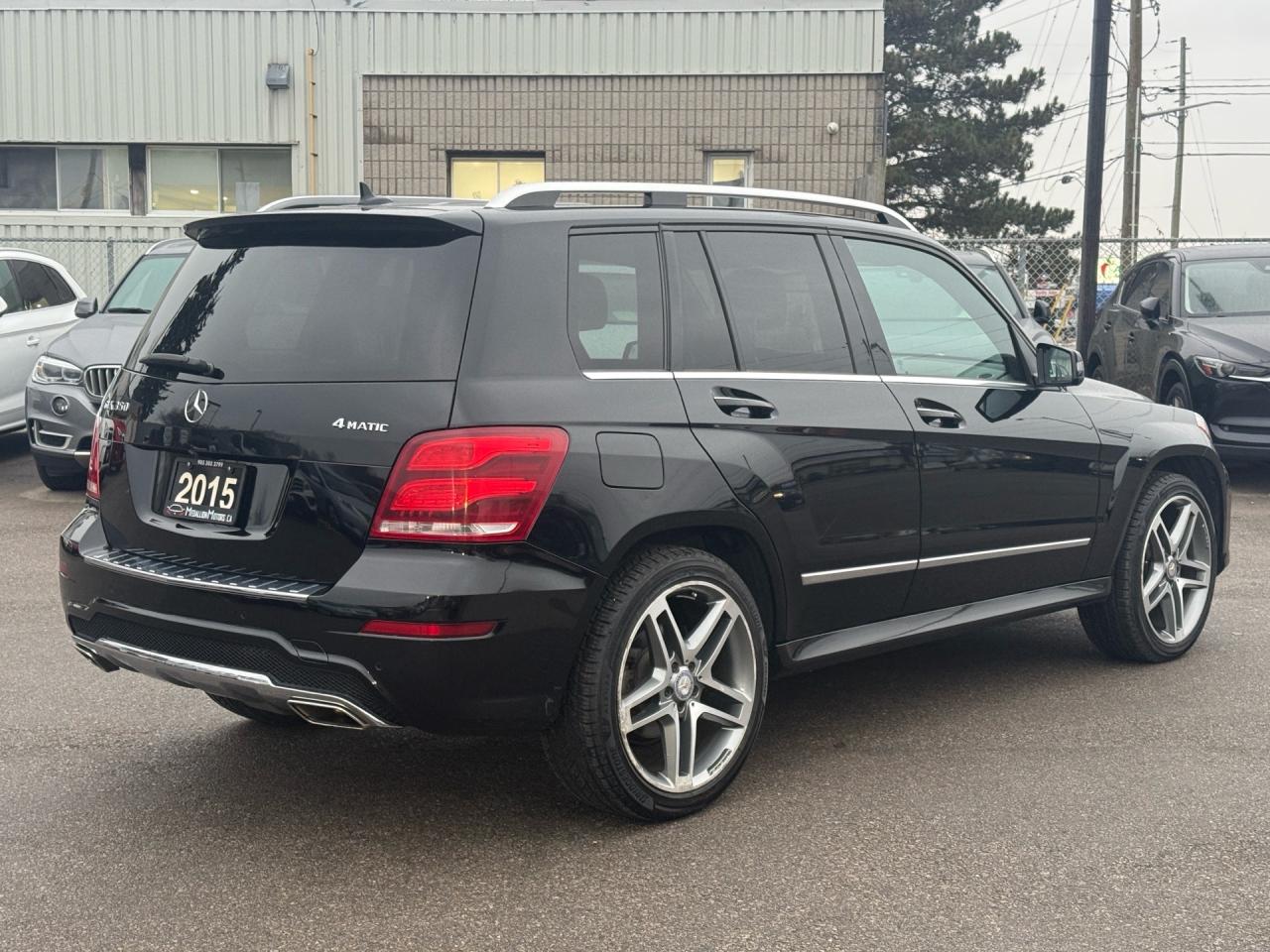 2015 Mercedes-Benz GLK-Class 4MATIC GLK 350  AMG Pkg ACCIDENT FREE 1-OWNER CERT Photo