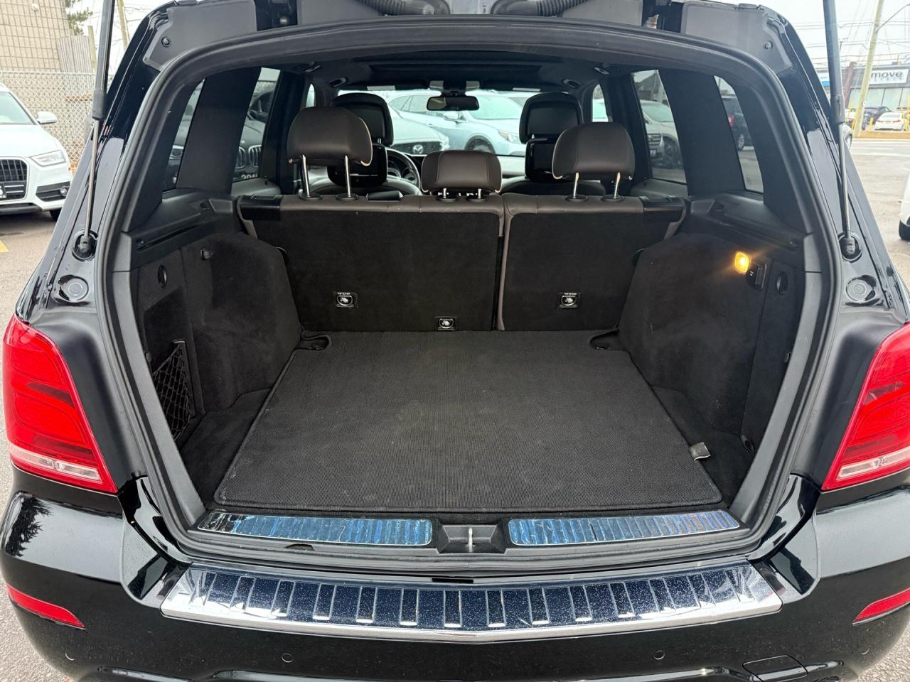 2015 Mercedes-Benz GLK-Class 4MATIC GLK 350  AMG Pkg ACCIDENT FREE 1-OWNER CERT Photo