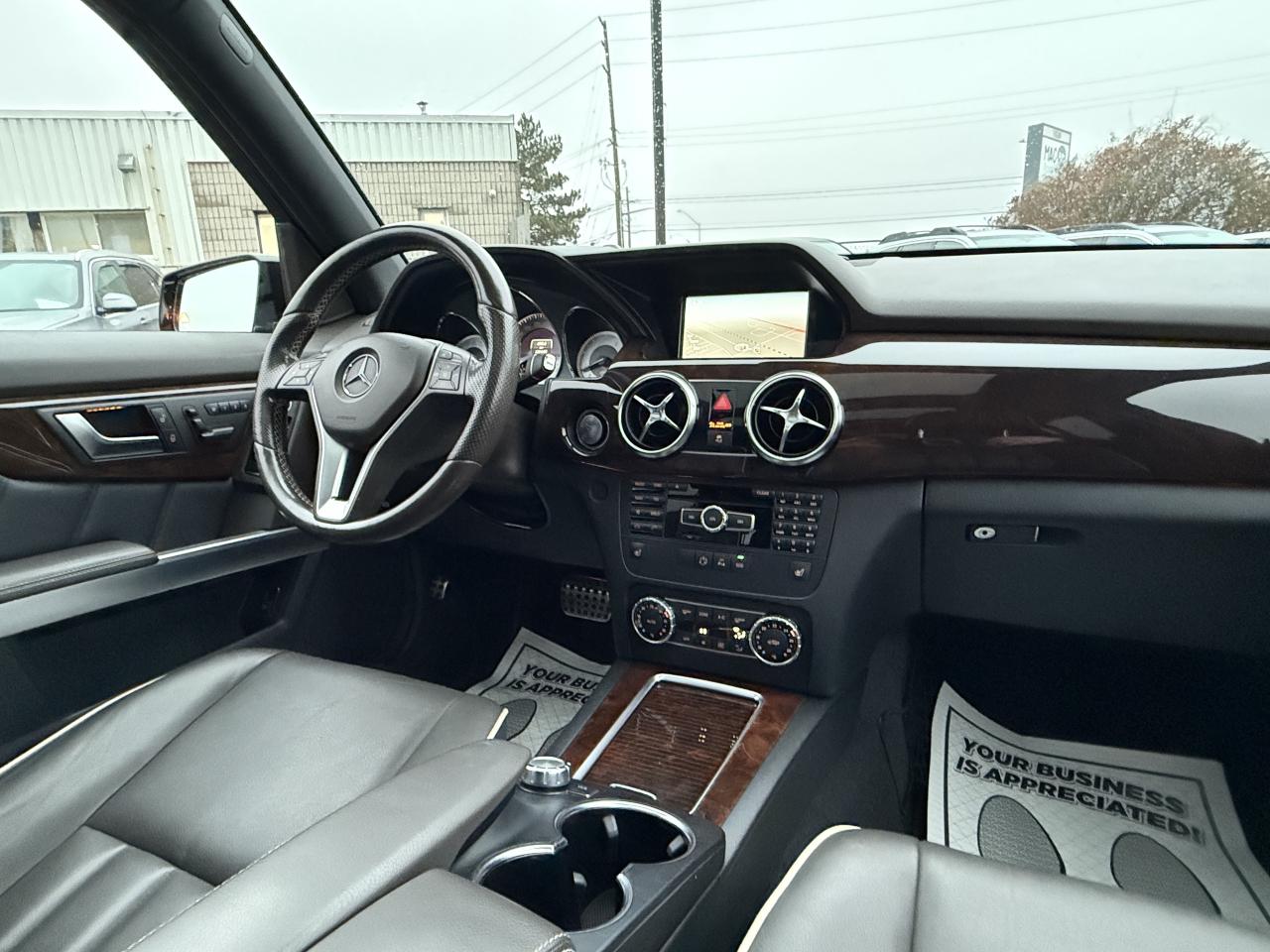 2015 Mercedes-Benz GLK-Class 4MATIC GLK 350  AMG Pkg ACCIDENT FREE 1-OWNER CERT Photo