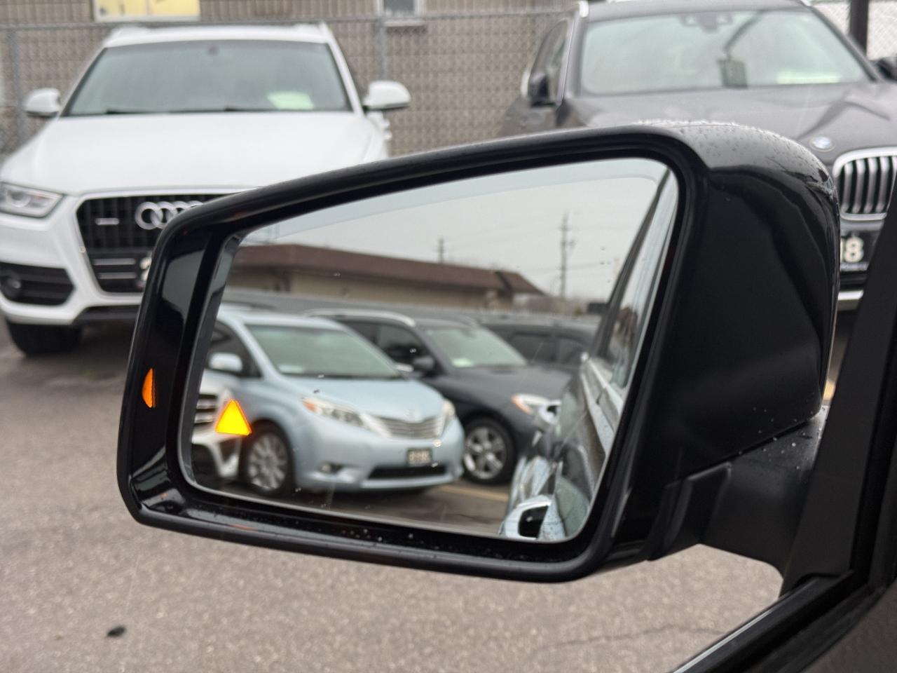 2015 Mercedes-Benz GLK-Class 4MATIC GLK 350  AMG Pkg ACCIDENT FREE 1-OWNER CERT Photo