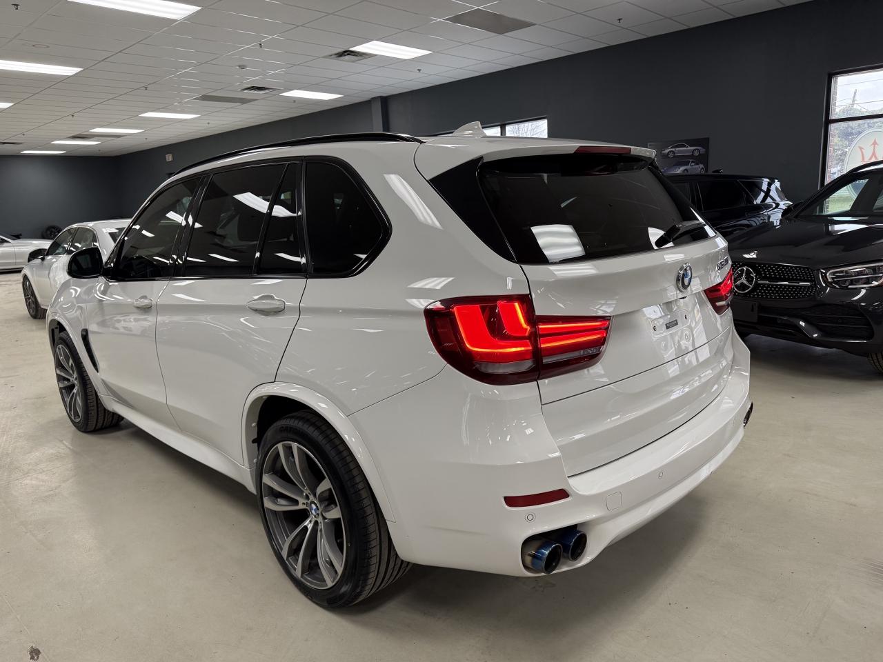 2015 BMW X5 AWD 4dr xDrive35i///M-SPORT///7 SEATER//NO ACCIDEN Photo2