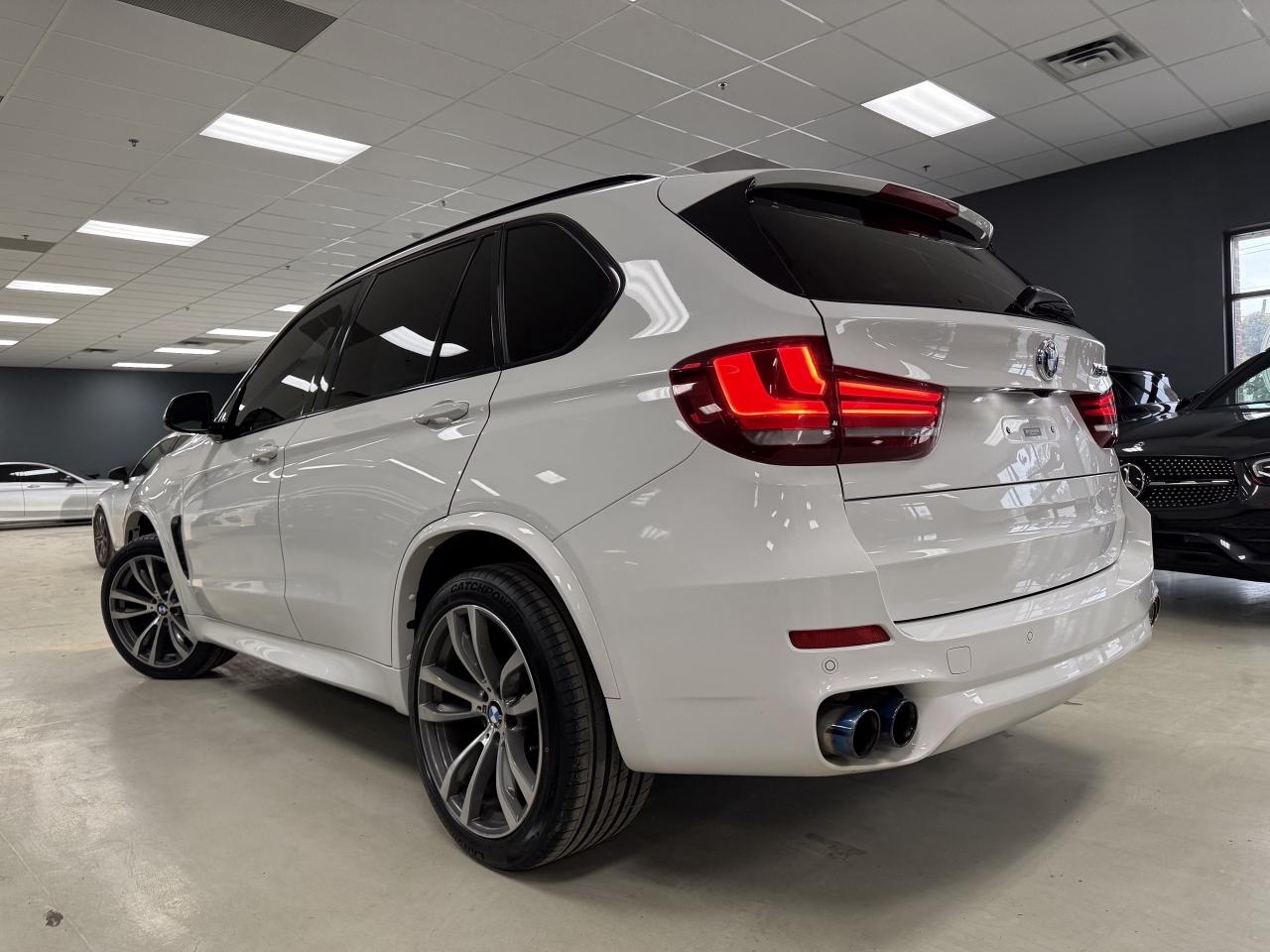 2015 BMW X5 AWD 4dr xDrive35i///M-SPORT///7 SEATER//NO ACCIDEN Photo