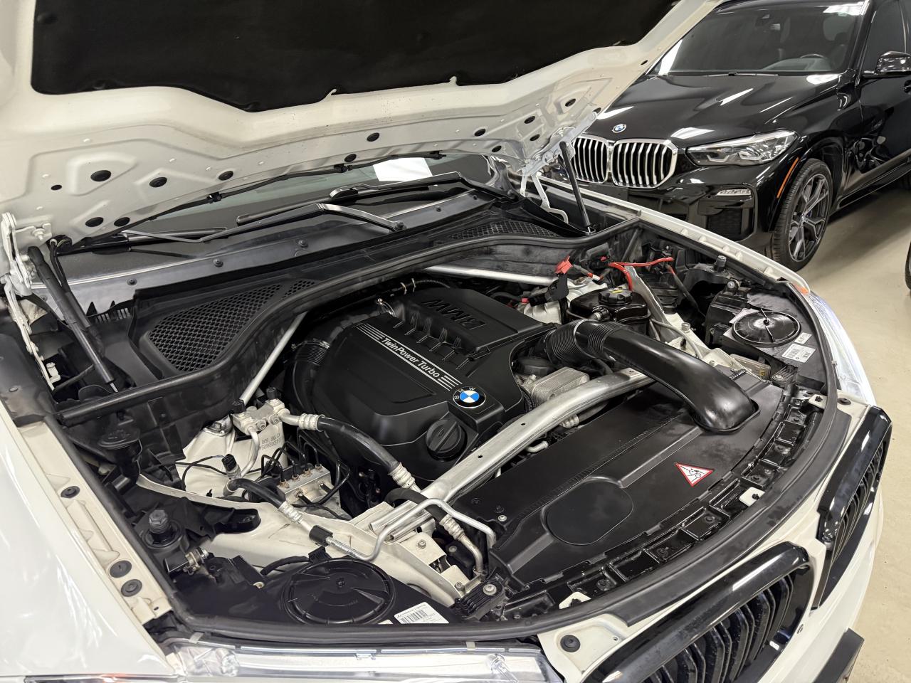 2015 BMW X5 AWD 4dr xDrive35i///M-SPORT///7 SEATER//NO ACCIDEN Photo