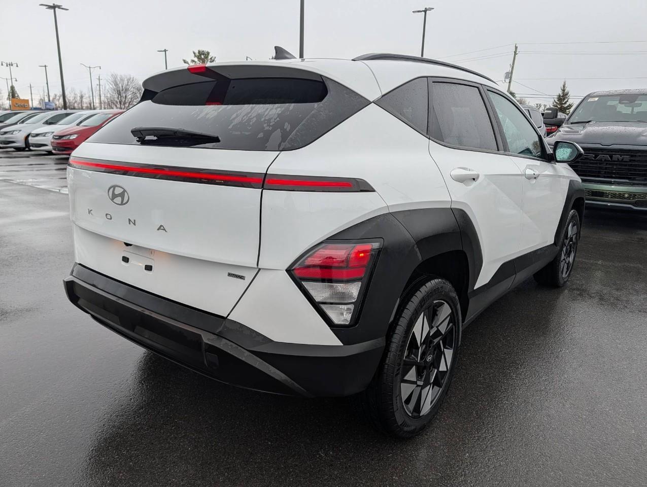 2024 Hyundai KONA 2.0L Preferred No Accidents Photo