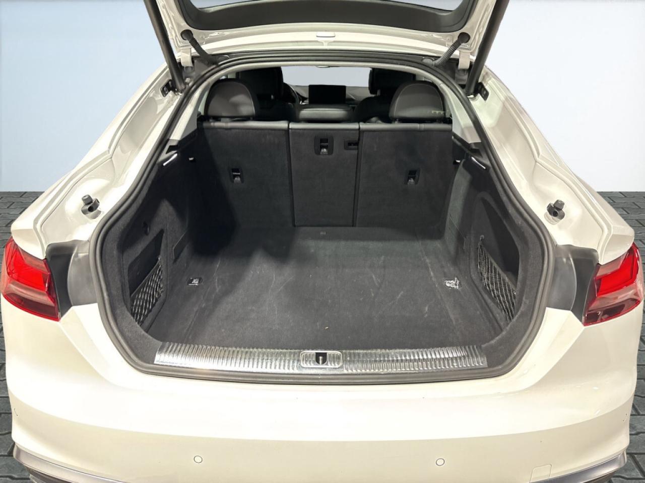 2020 Audi A5 Progressiv /S Line/Leather/NAVI/Sunroof/Clean Carf Photo