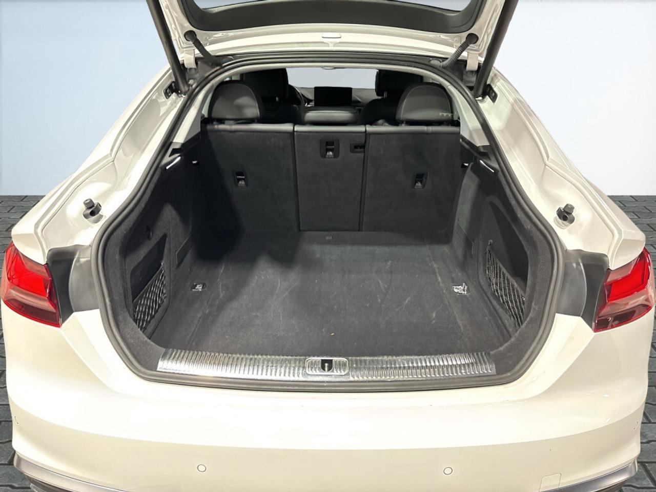 2020 Audi A5 Progressiv S Line / Leather / NAV / Sunroof / Clea Photo