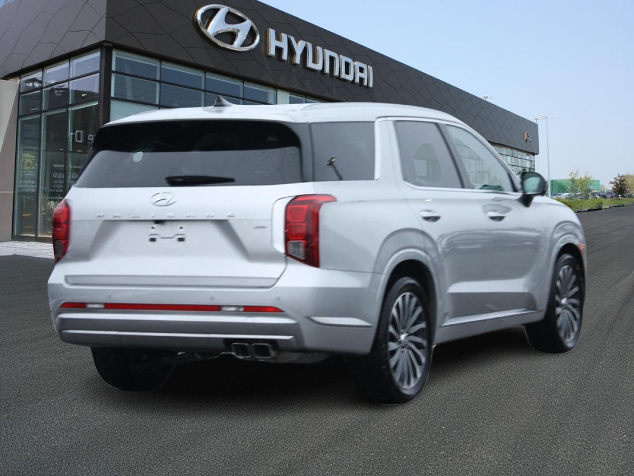 2024 Hyundai PALISADE Ultimate Calligraphy 7-Passenger AWD Photo