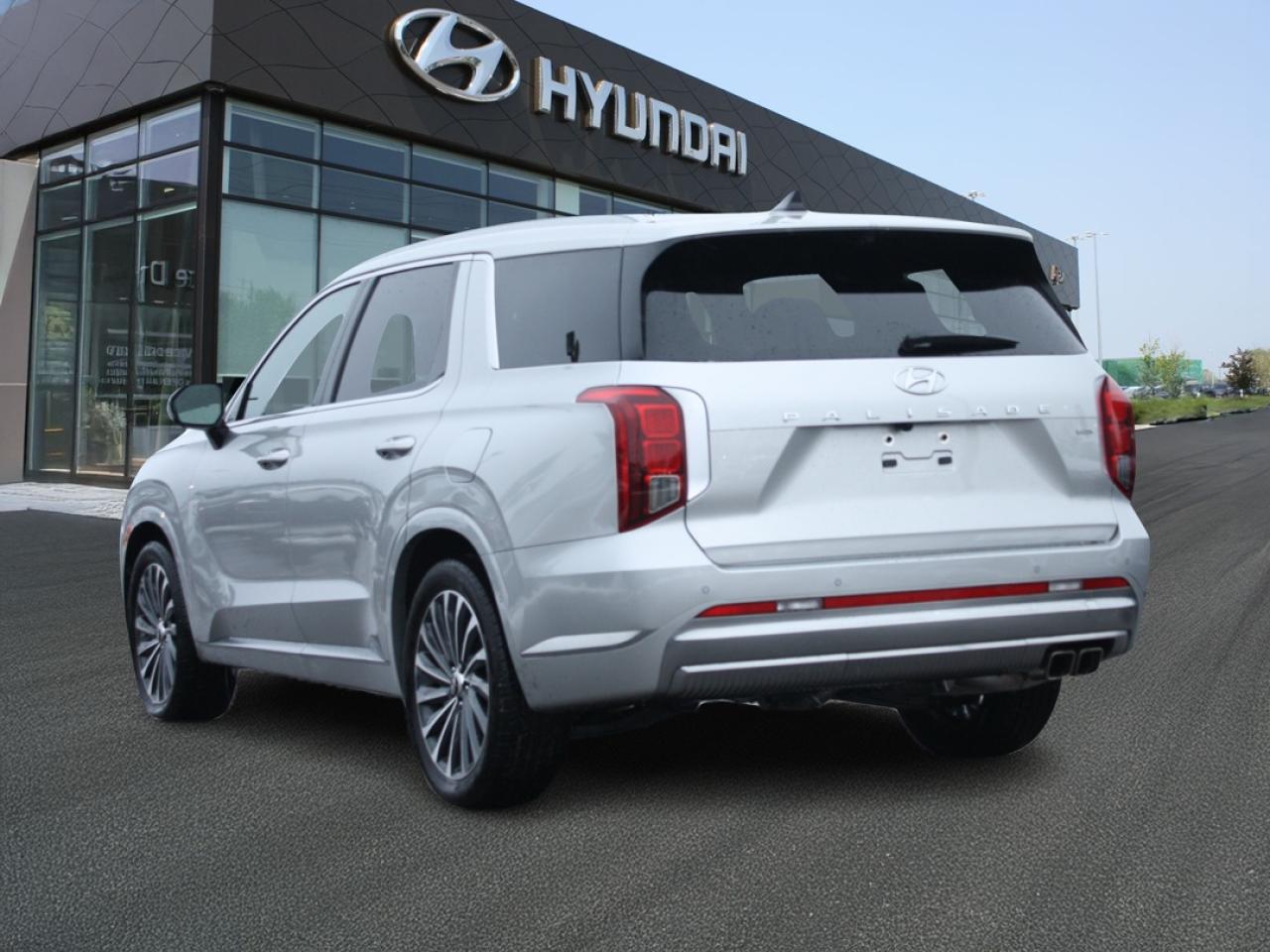 2024 Hyundai PALISADE Ultimate Calligraphy 7-Passenger AWD Photo