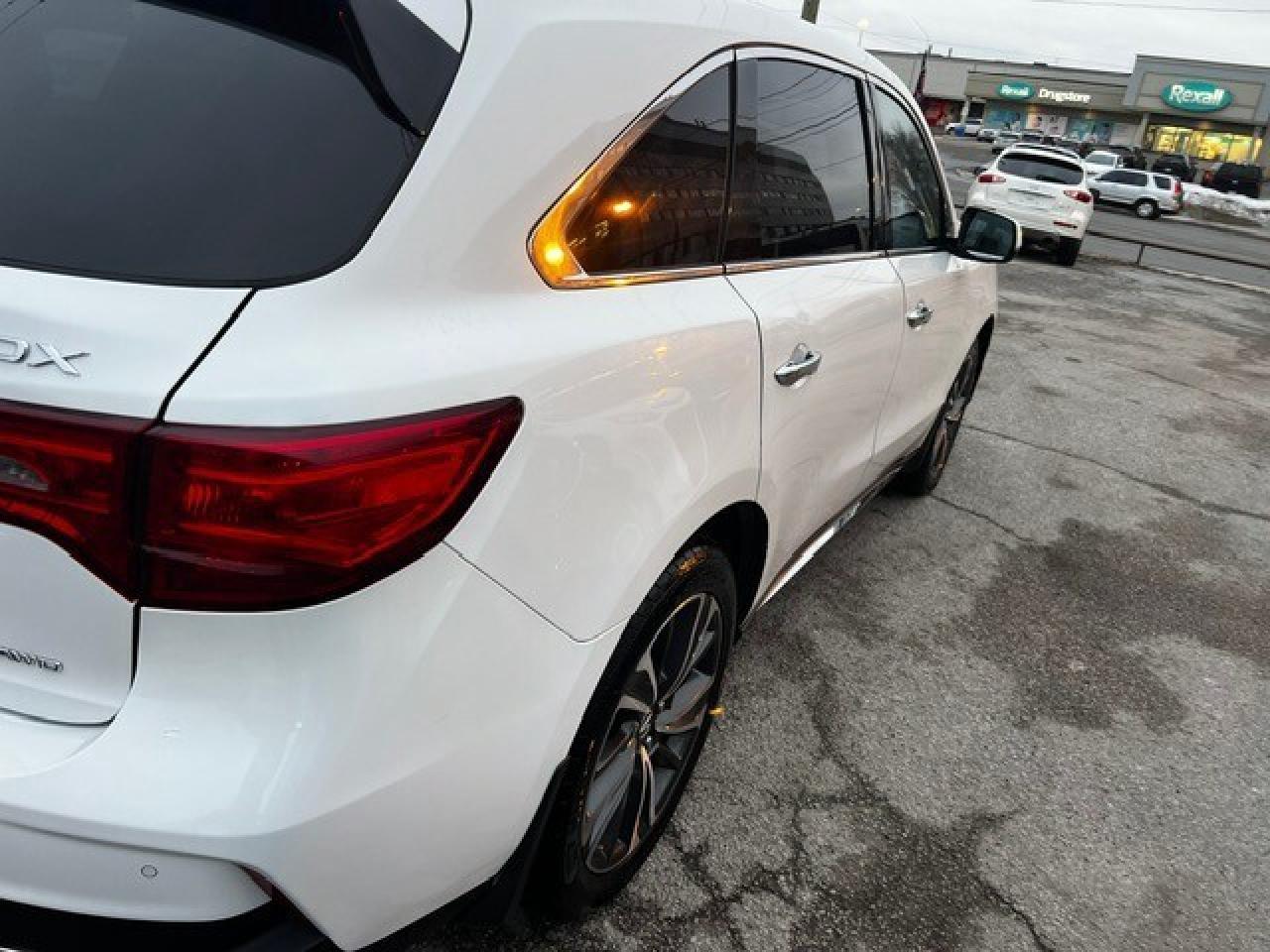 2020 Acura MDX Tech SH-AWD Photo