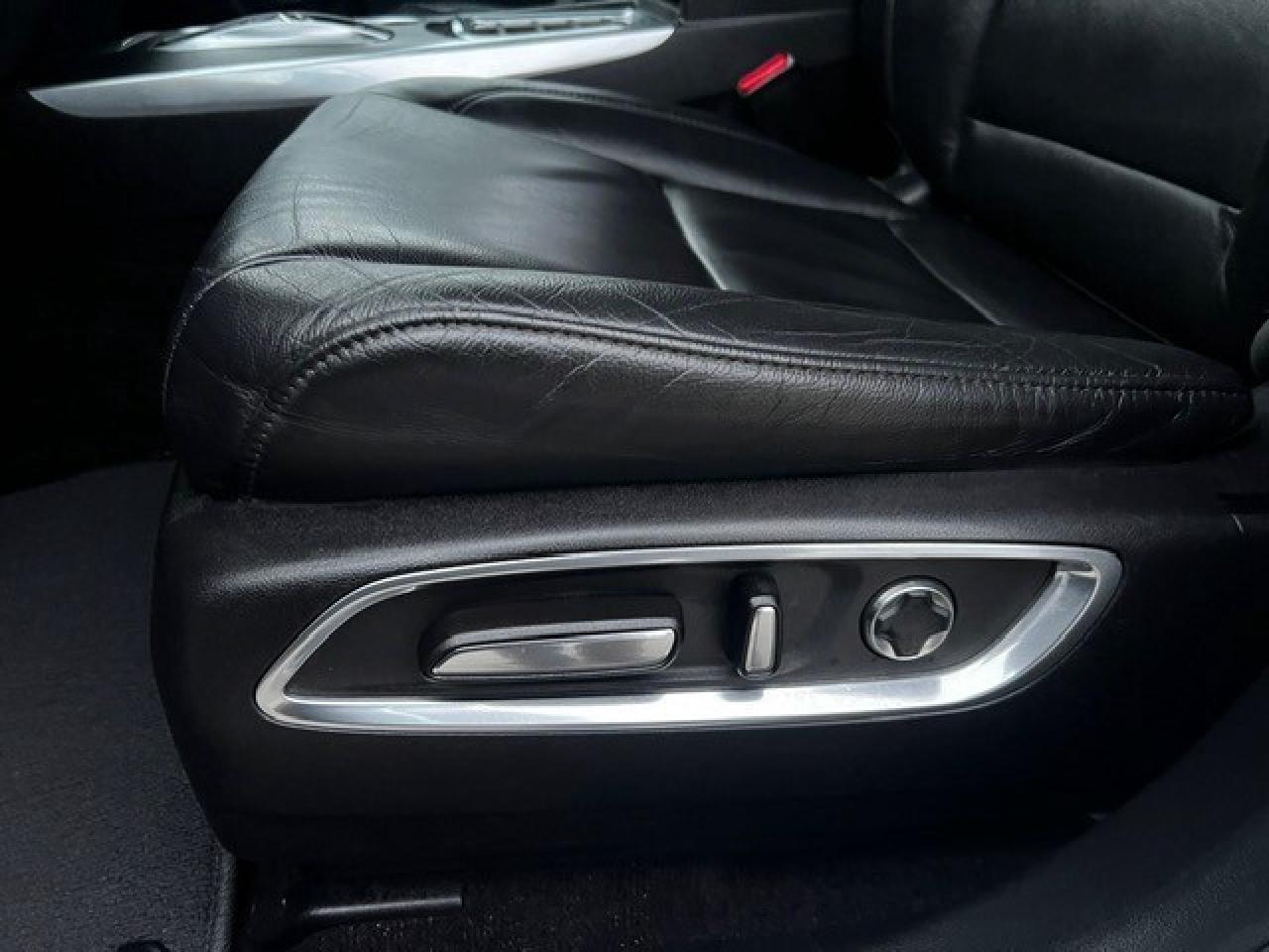 2020 Acura MDX Tech SH-AWD Photo