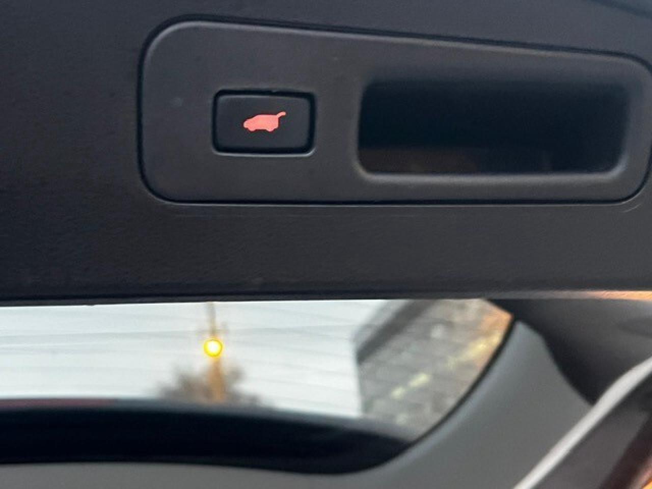 2020 Acura MDX Tech SH-AWD Photo