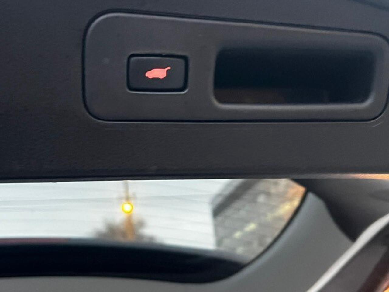 2020 Acura MDX Tech SH-AWD Photo