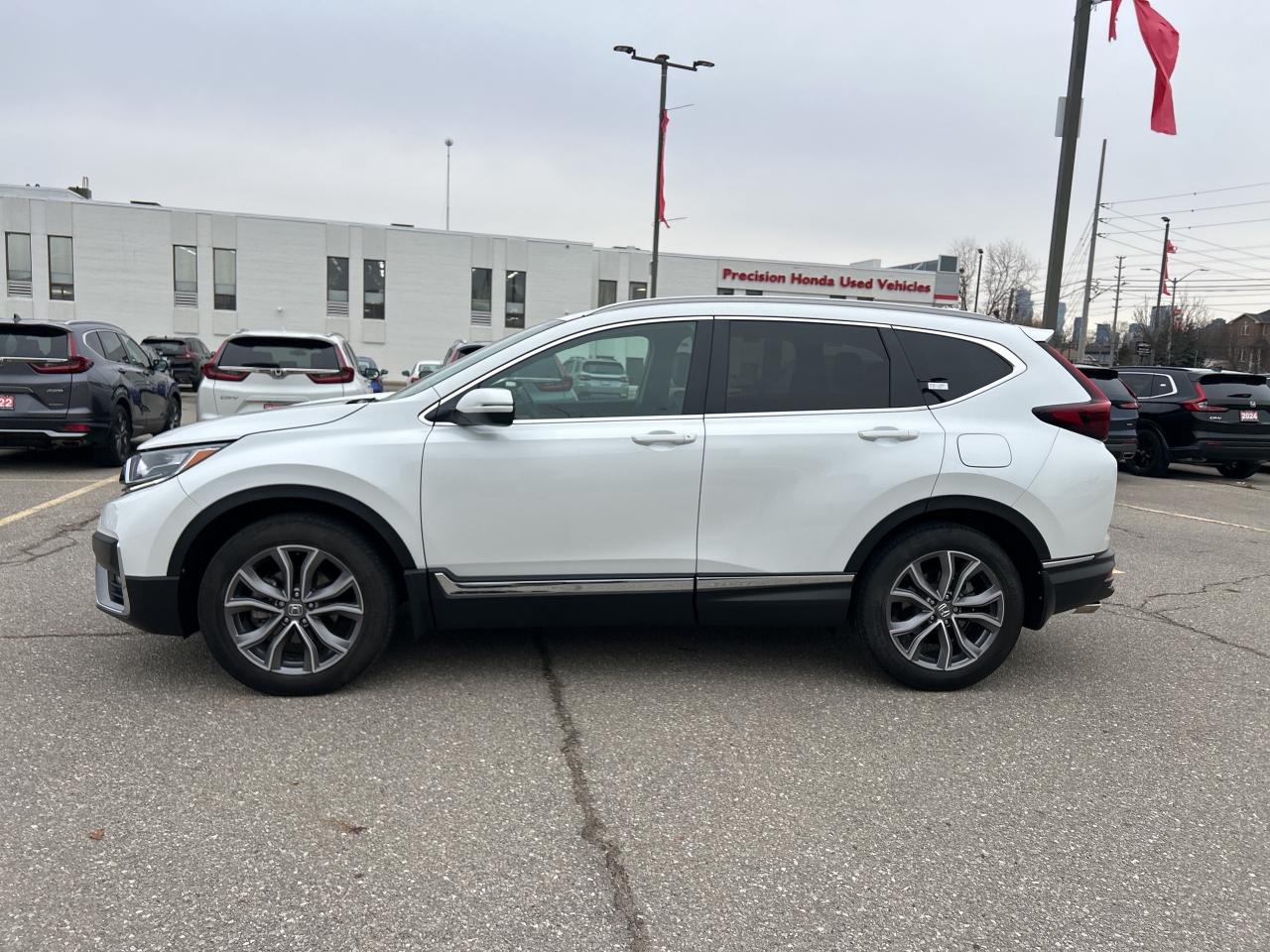 2020 Honda CR-V Touring Leather  Navigation  Sunroof  CarPlay Photo