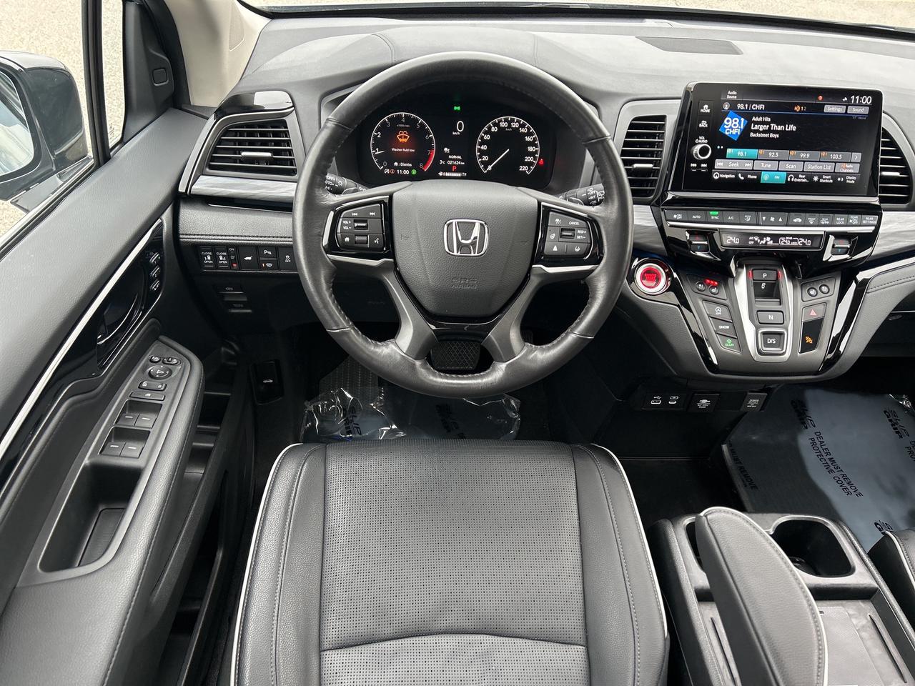 2025 Honda Odyssey Touring Leather  Navigation  Sunroof  CarPlay Photo