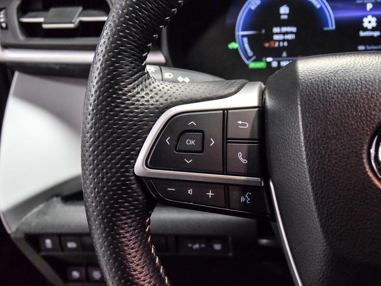 2025 Toyota Sienna XSE Photo