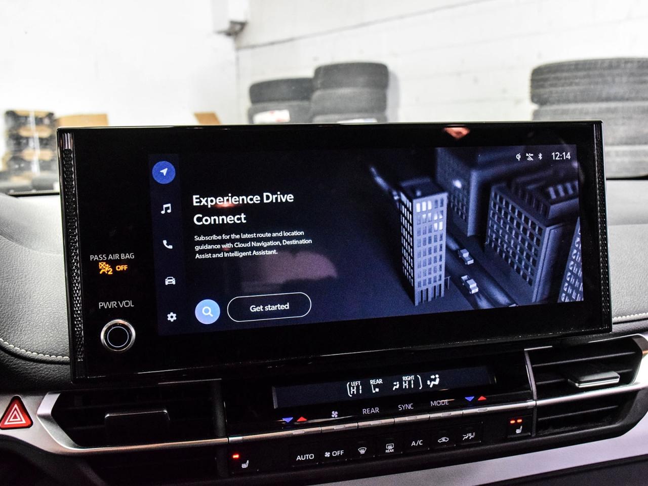 2025 Toyota Sienna XSE Photo