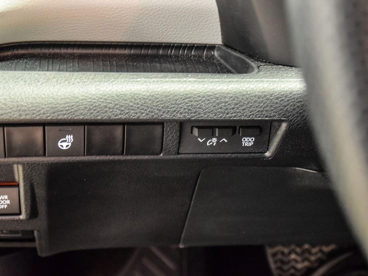 2025 Toyota Sienna XSE Photo