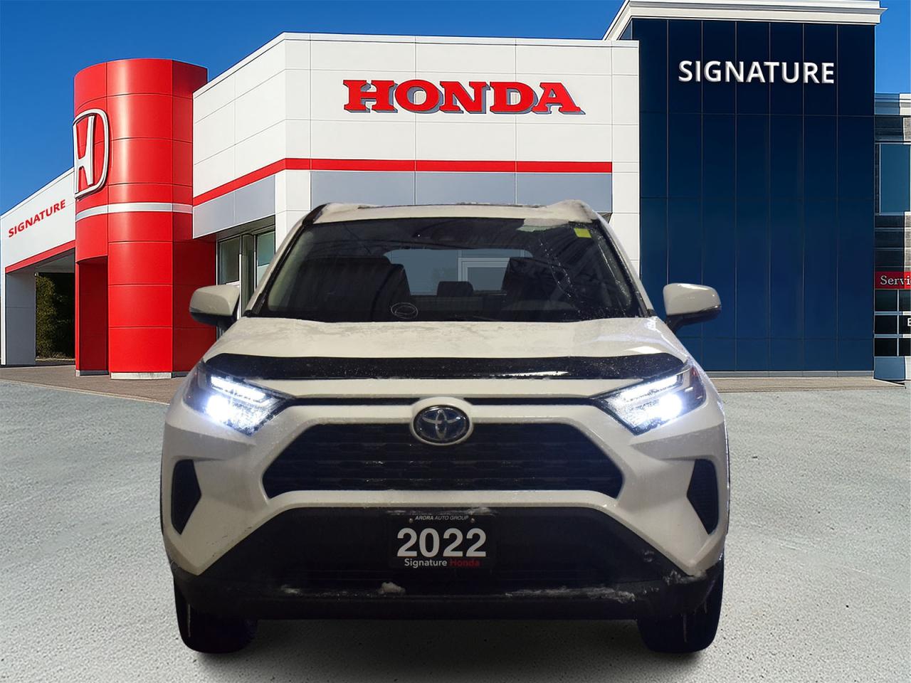 2022 Toyota RAV4 Hybrid XLE Photo2