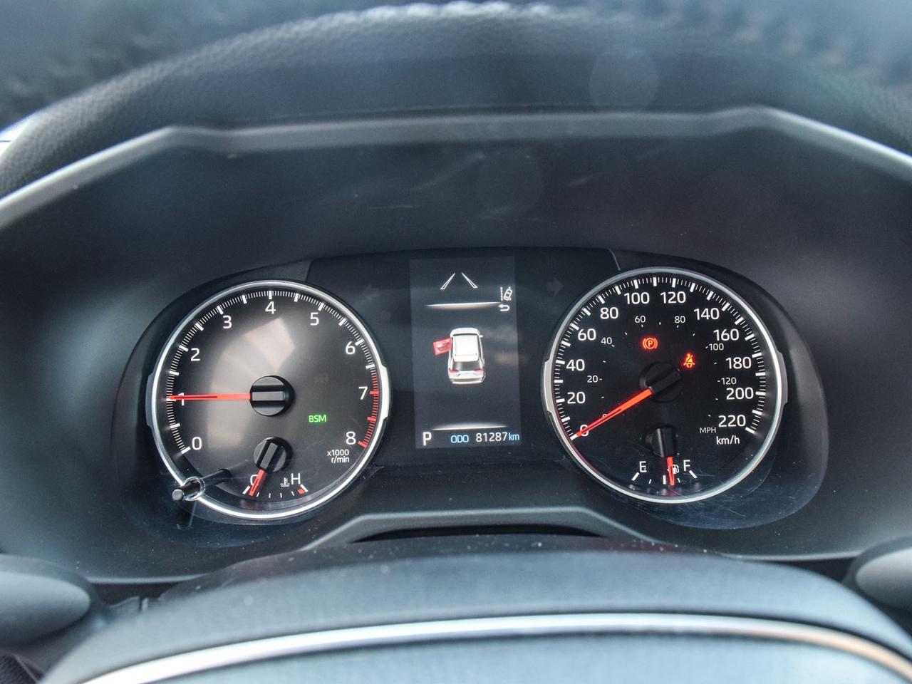 2022 Toyota RAV4 XLE Photo