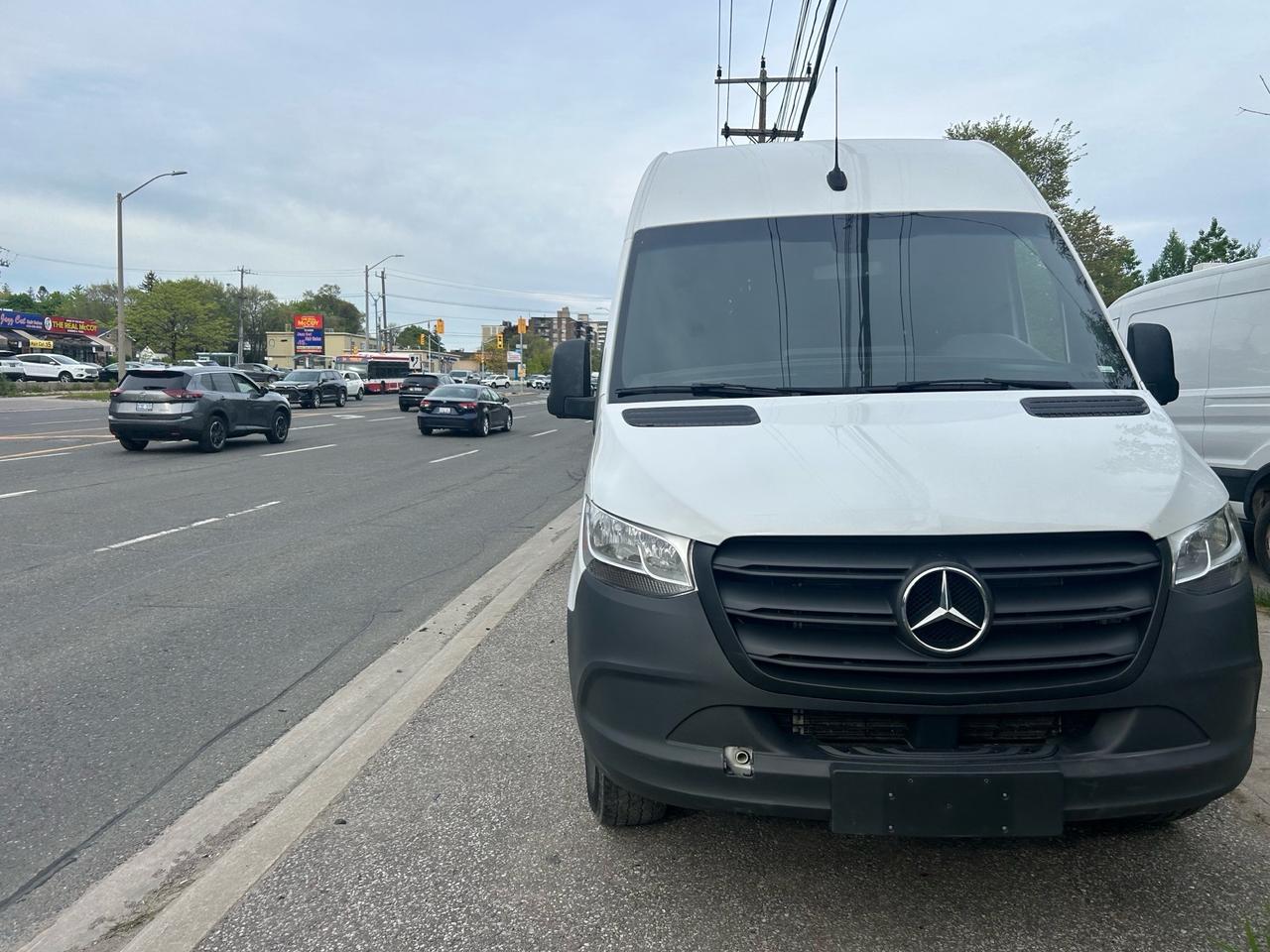2019 Mercedes-Benz Sprinter 2500 High Roof I4 170 Photo