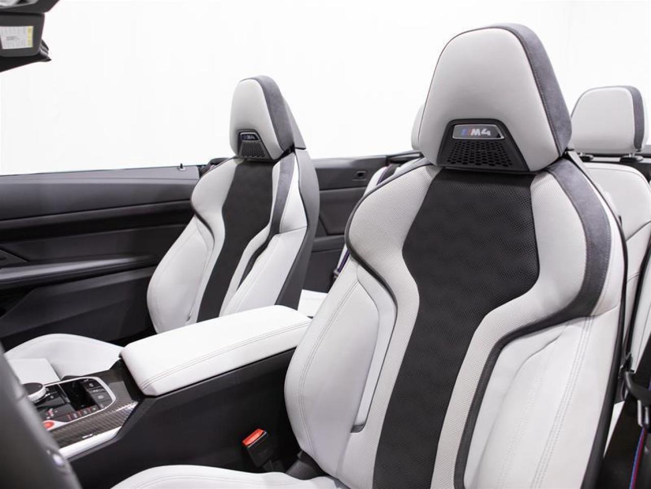 2025 BMW M4 Competition Cabriolet M xDrive Photo