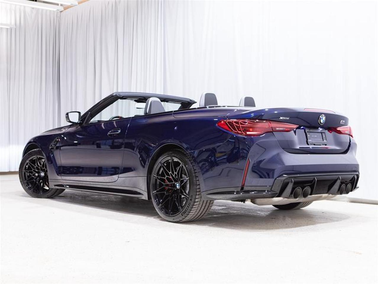 2025 BMW M4 Competition Cabriolet M xDrive Photo2