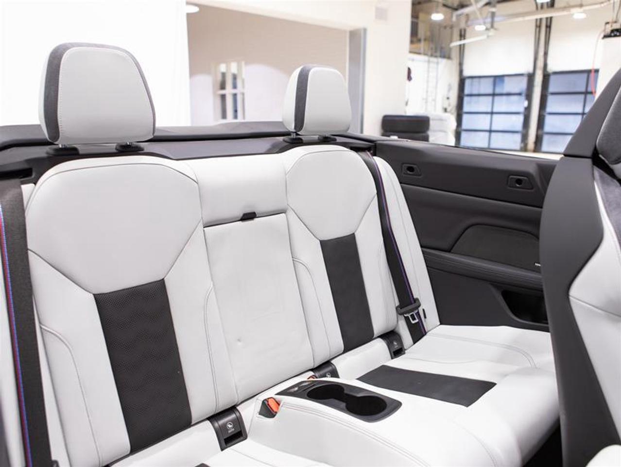 2025 BMW M4 Competition Cabriolet M xDrive Photo