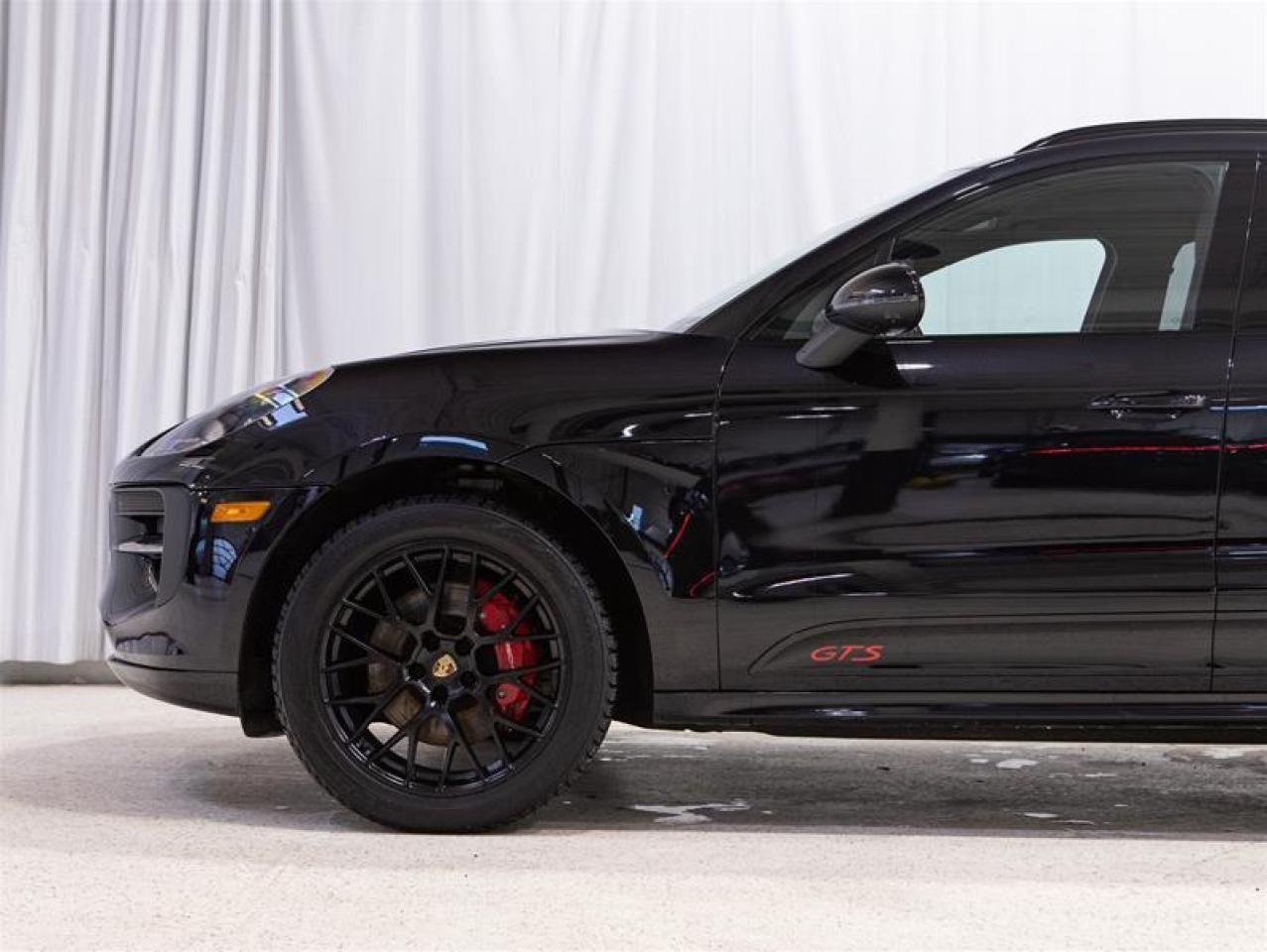 2021 Porsche Macan GTS Photo