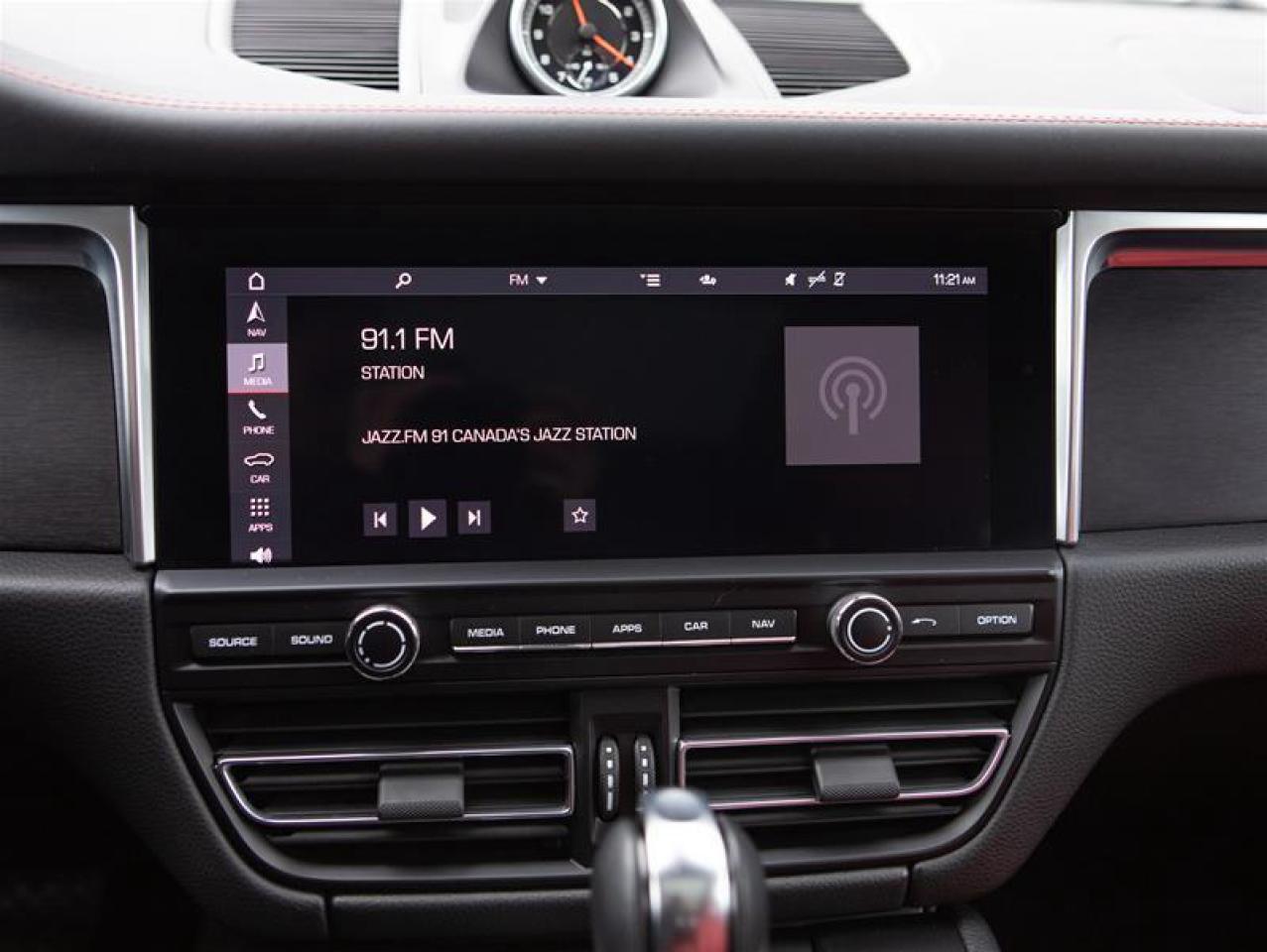 2021 Porsche Macan GTS Photo