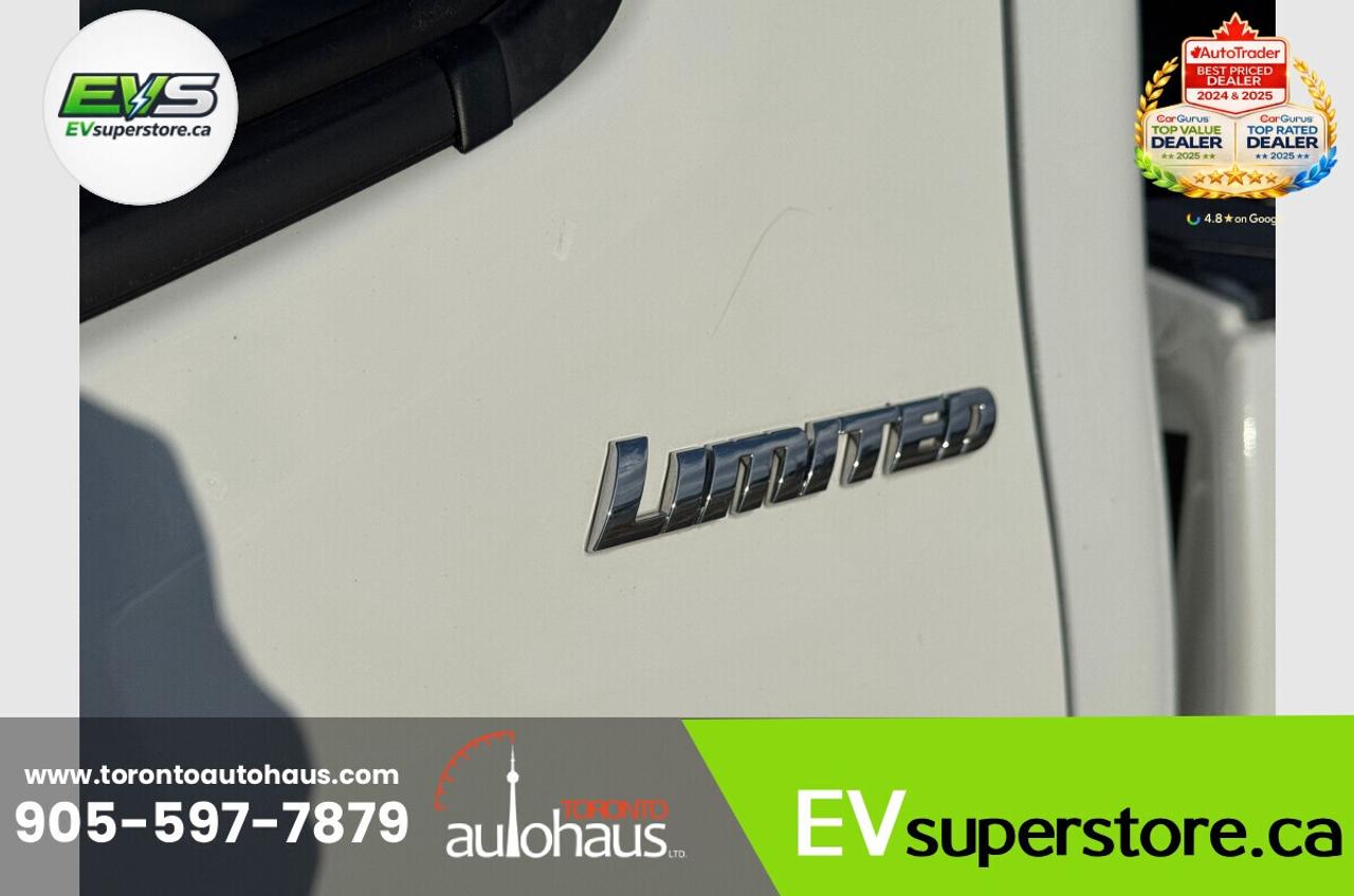 2017 Toyota Tacoma Limited/No Accidents Photo