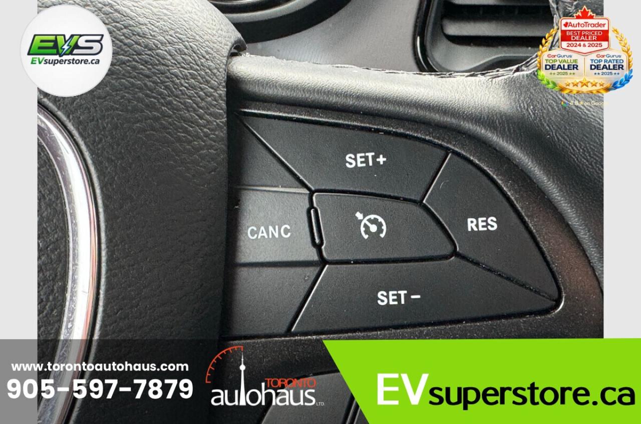 2023 Dodge Challenger SXT PLUS/NO ACCIDENTS/LEATHER/GPS Photo