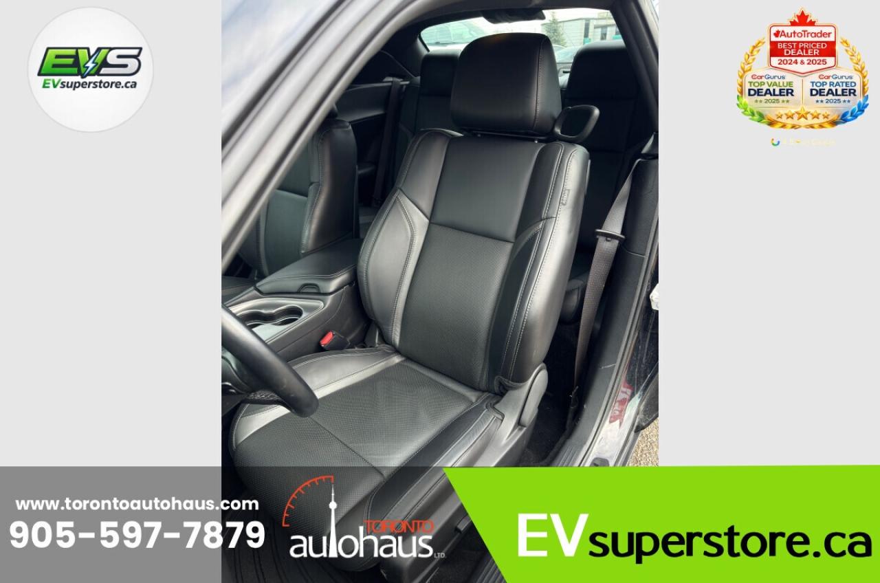 2023 Dodge Challenger SXT PLUS/NO ACCIDENTS/LEATHER/GPS Photo