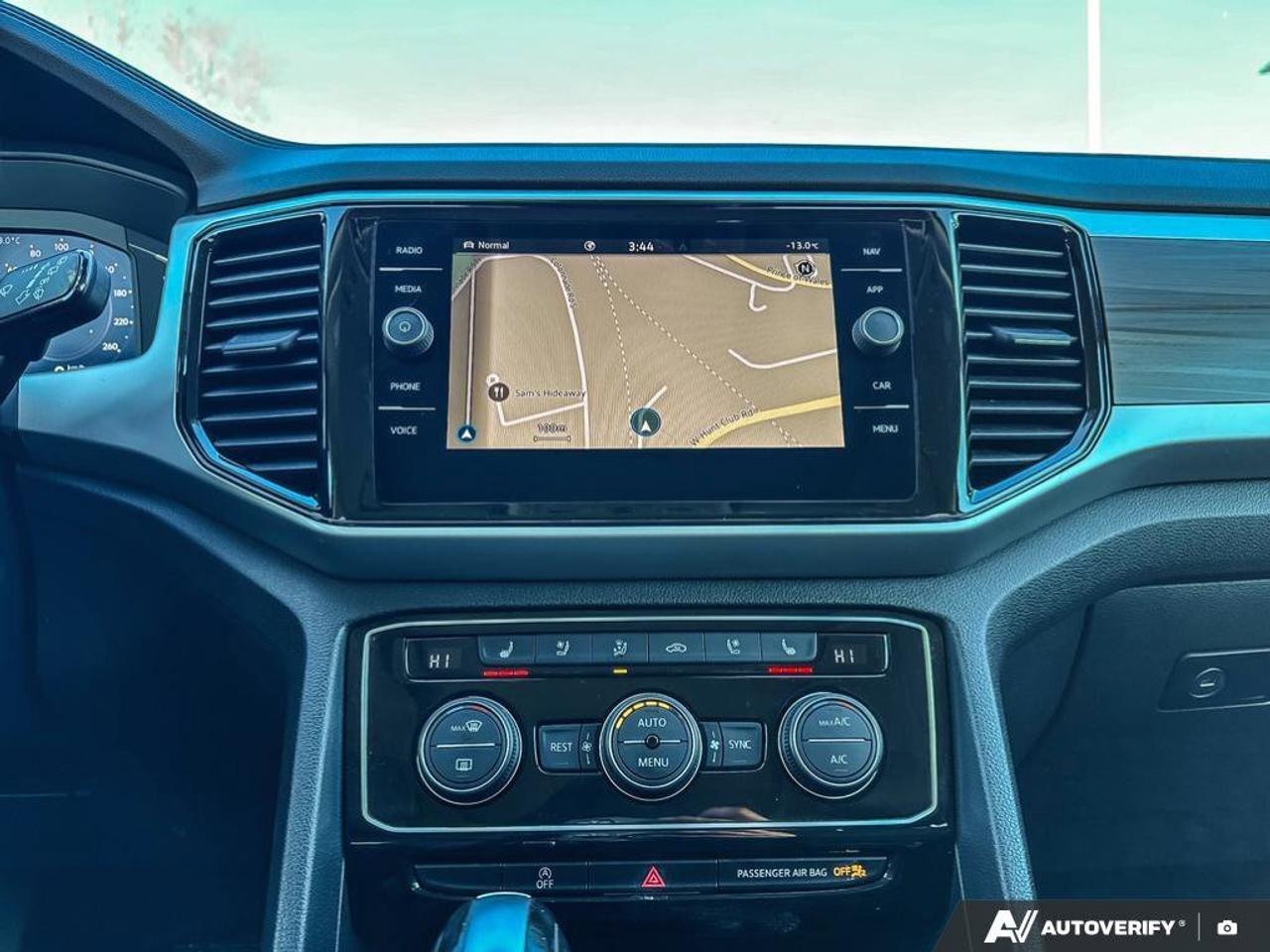 2023 Volkswagen Atlas Highline   7 Passenger   Moonroof   Navigation   H Photo